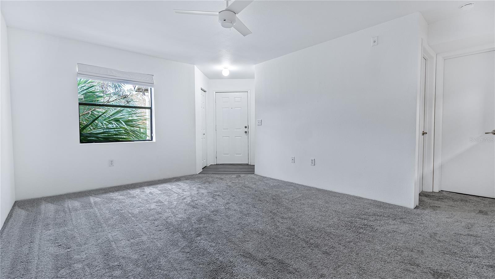Image 6 of 17 For 3032 Parkway Boulevard 302