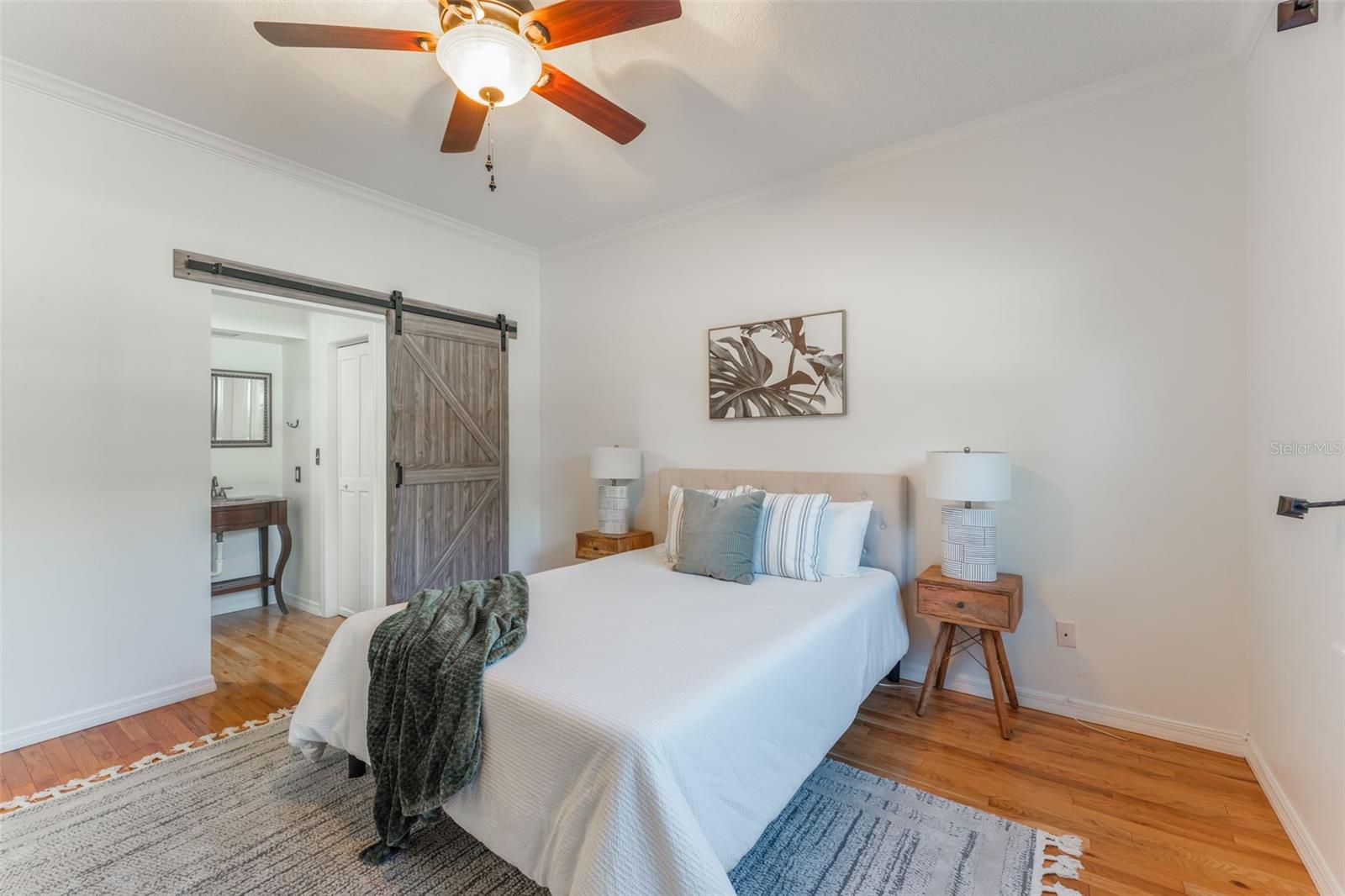 Image 15 of 41 For 927 Boardman Street