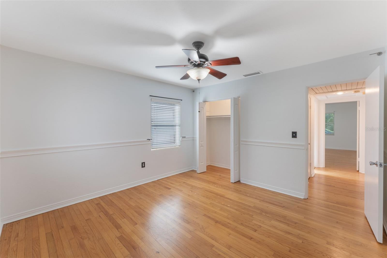 Image 21 of 41 For 927 Boardman Street
