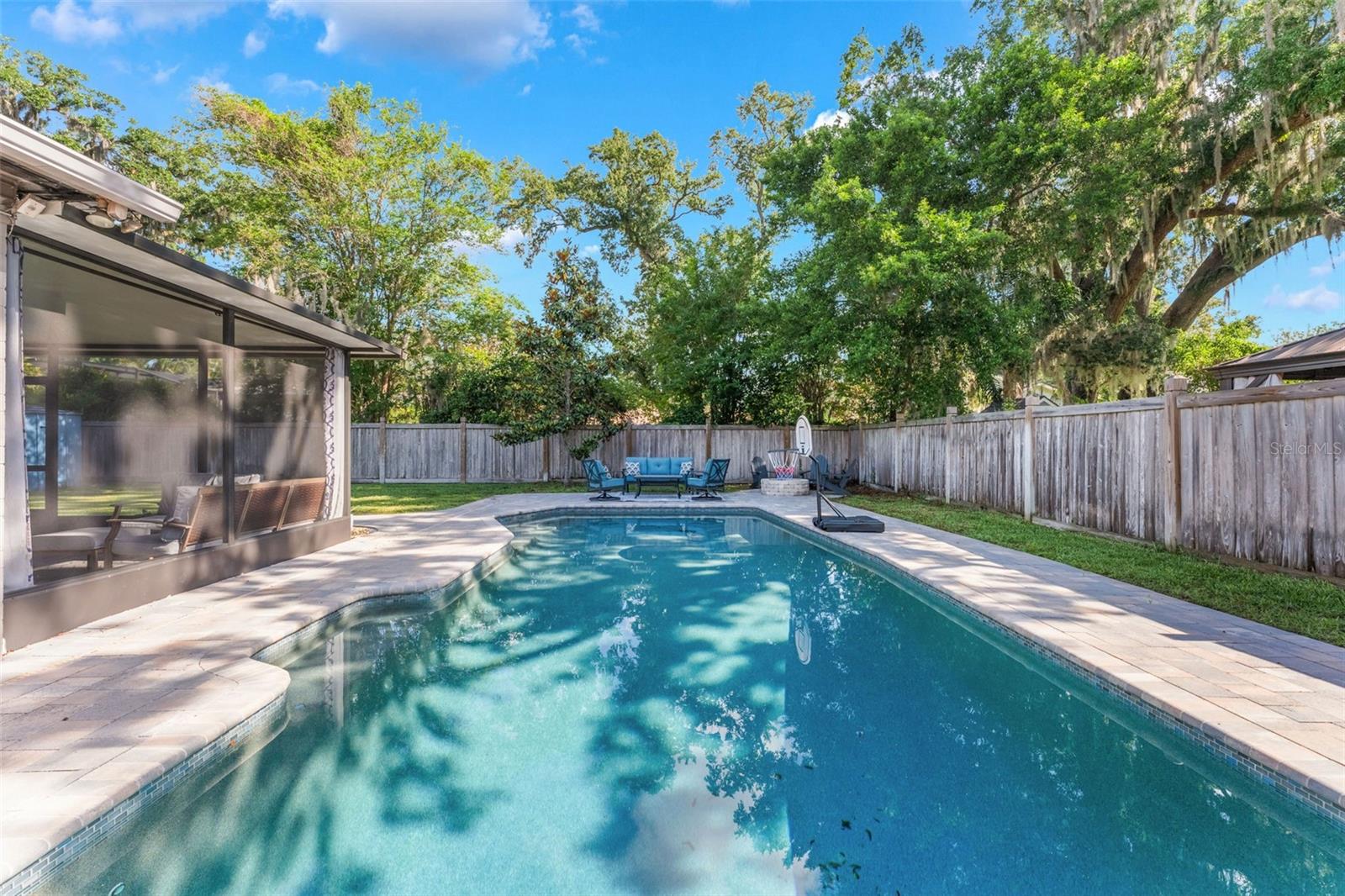 Image 30 of 41 For 927 Boardman Street
