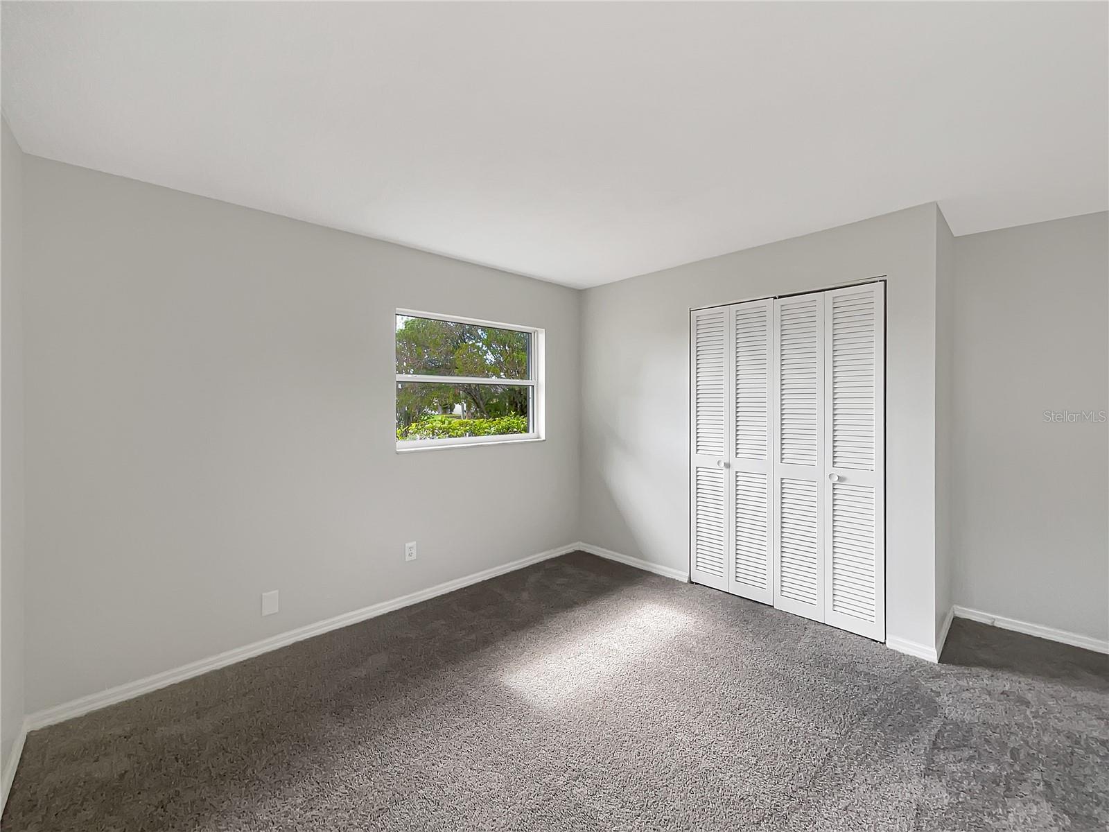 Image 19 of 22 For 1623 Crestlawn Avenue
