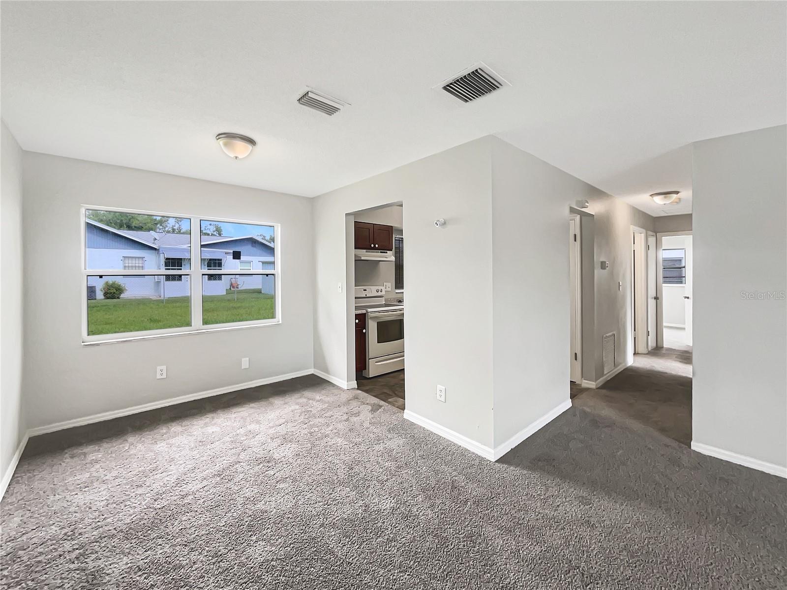Image 3 of 22 For 1623 Crestlawn Avenue