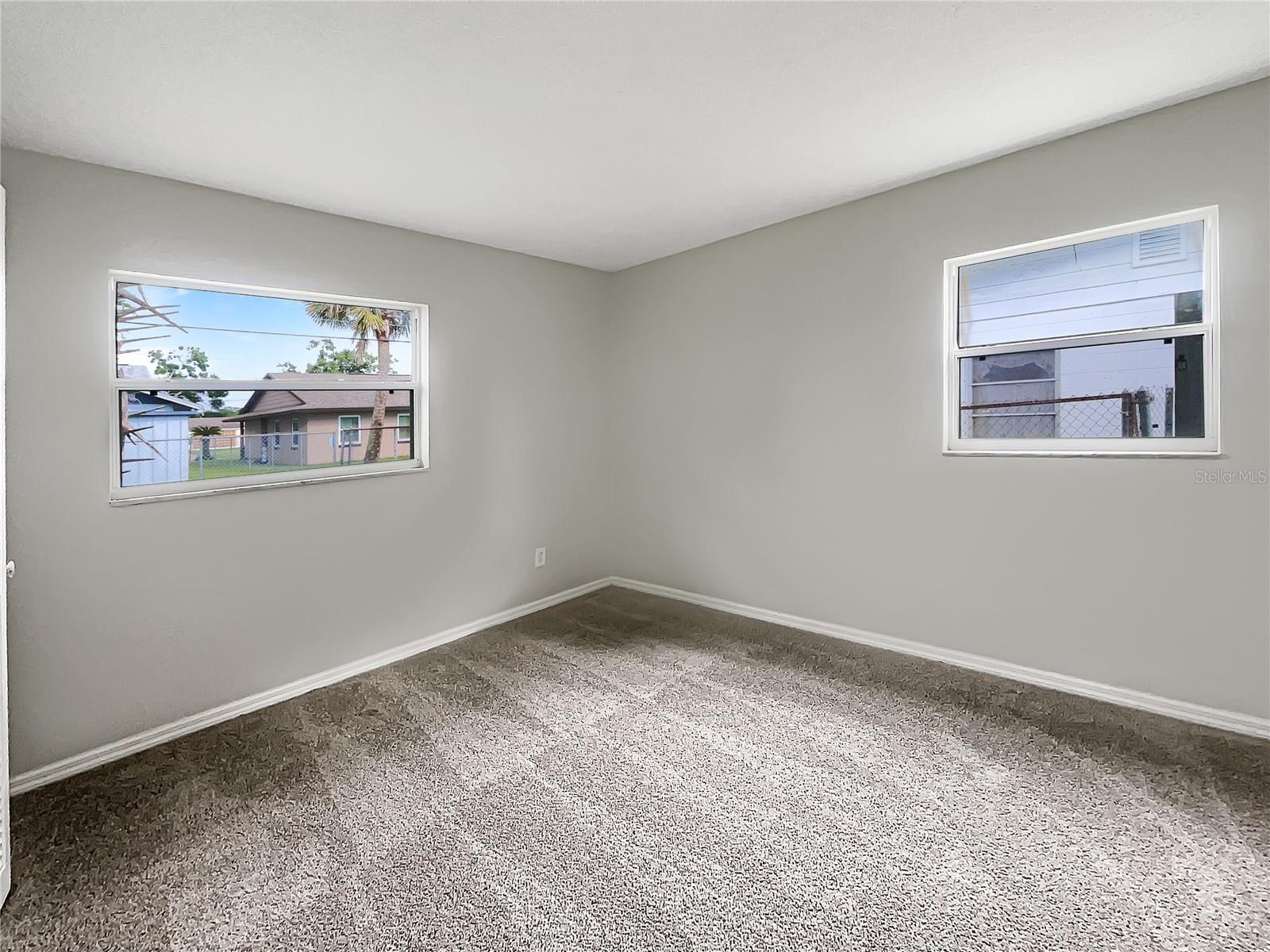 Image 5 of 22 For 1623 Crestlawn Avenue