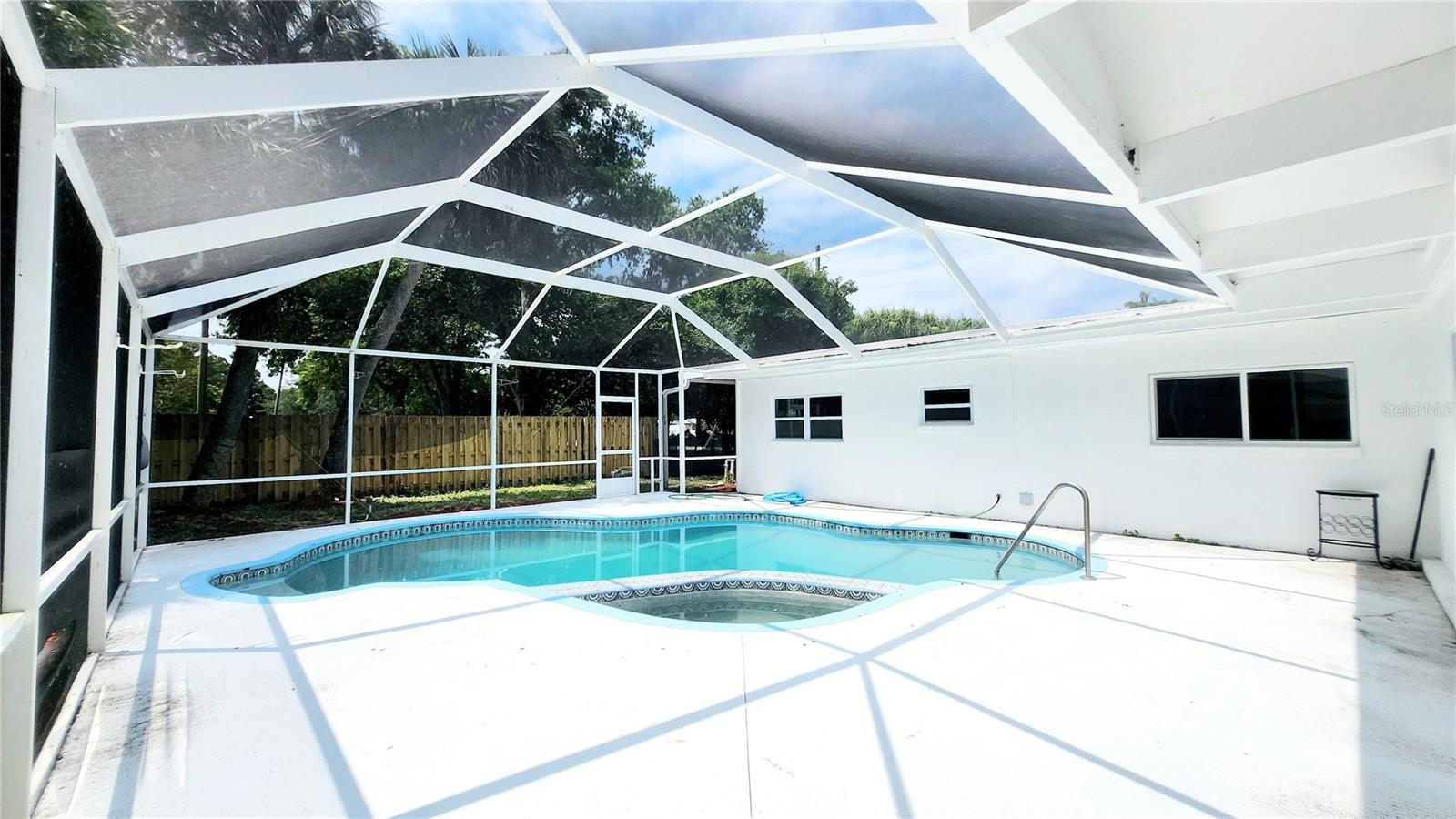 Details for 1715 York Court, FORT PIERCE, FL 34982