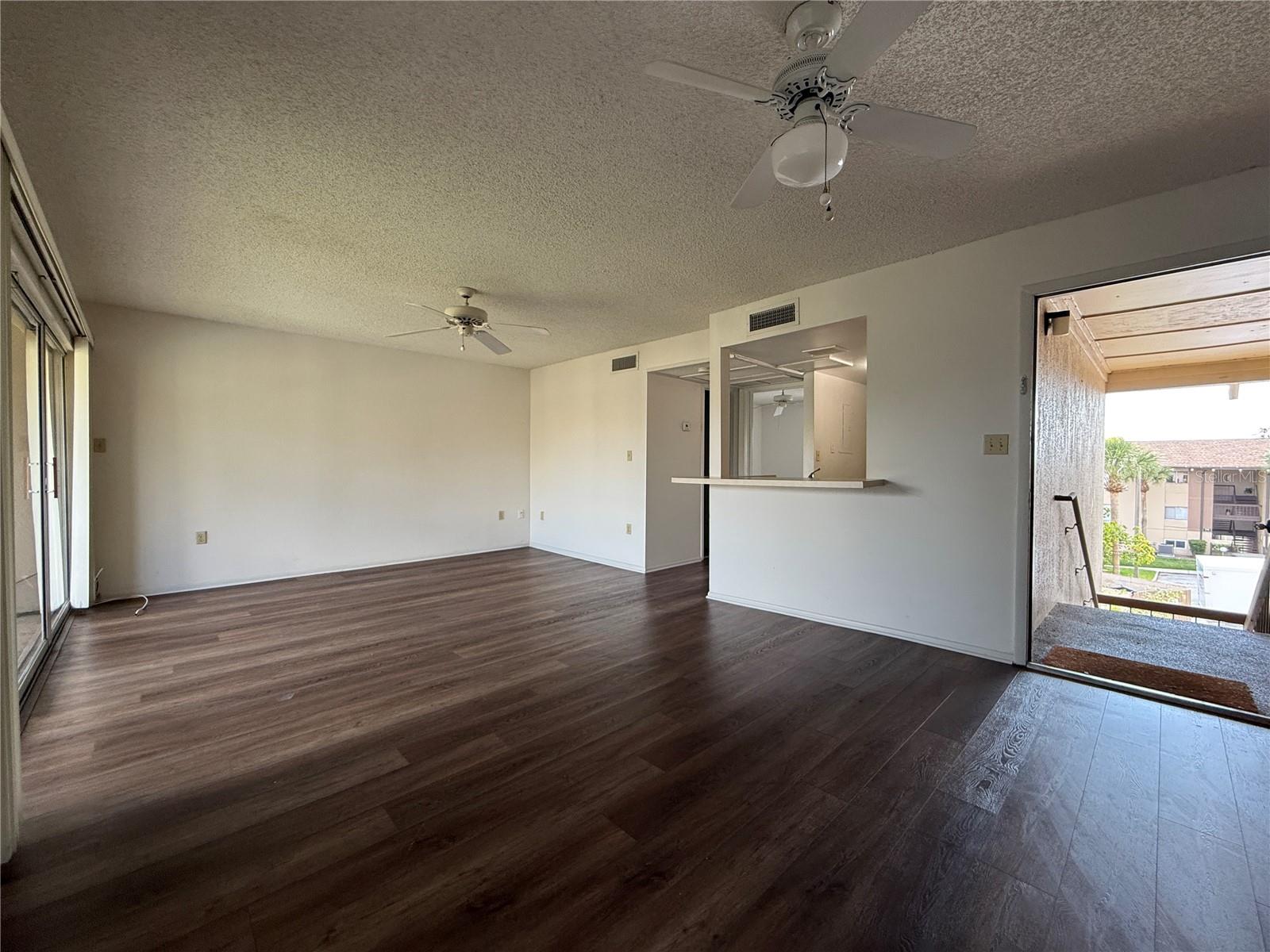 Image 3 of 25 For 592 Orange Drive 142