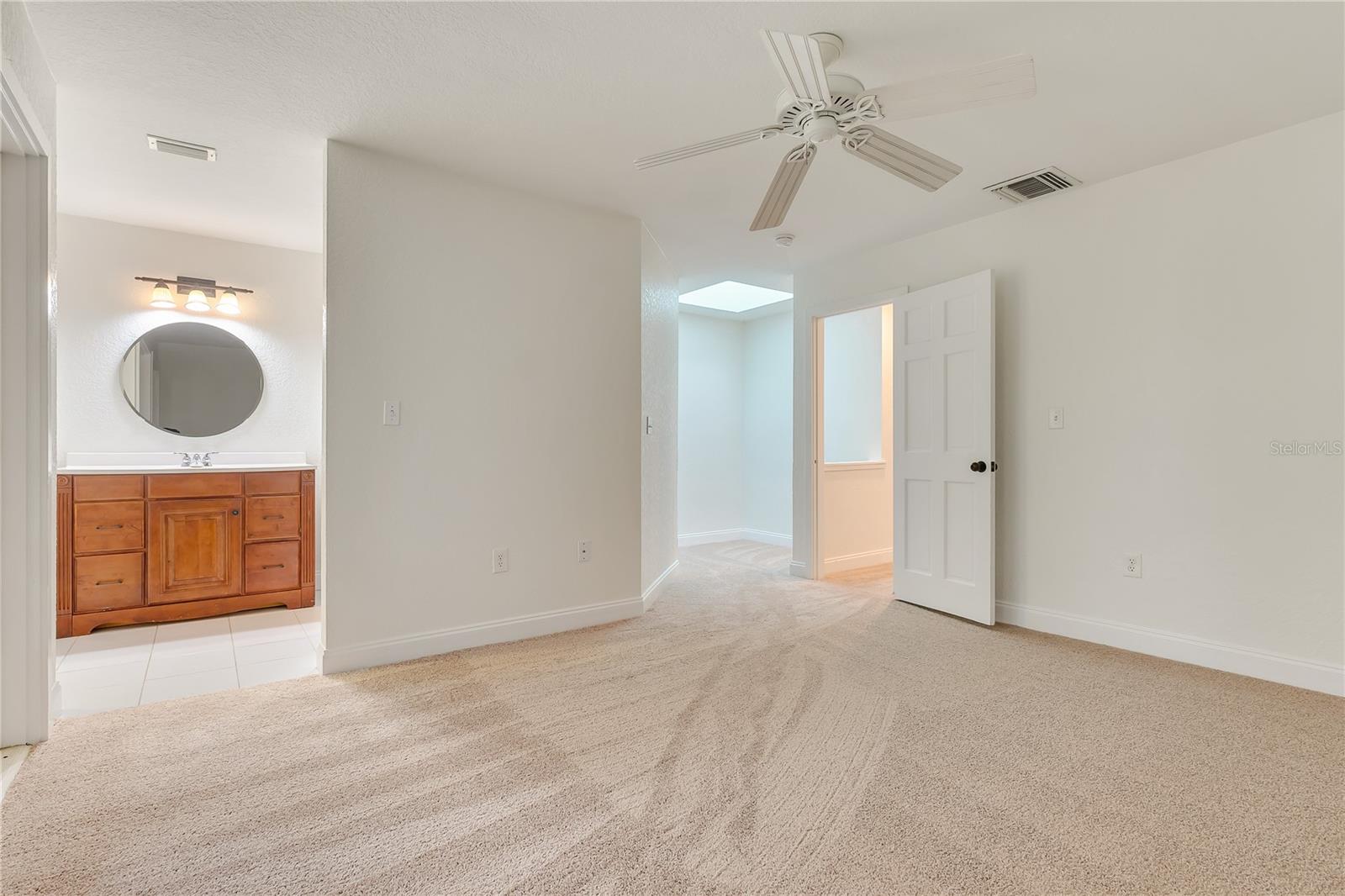 Image 18 of 22 For 1122 Washington Avenue 7