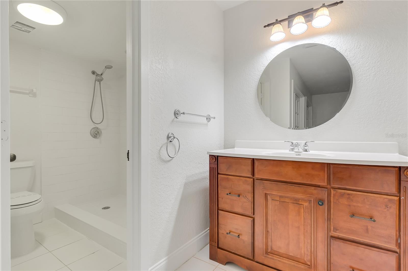 Image 19 of 22 For 1122 Washington Avenue 7