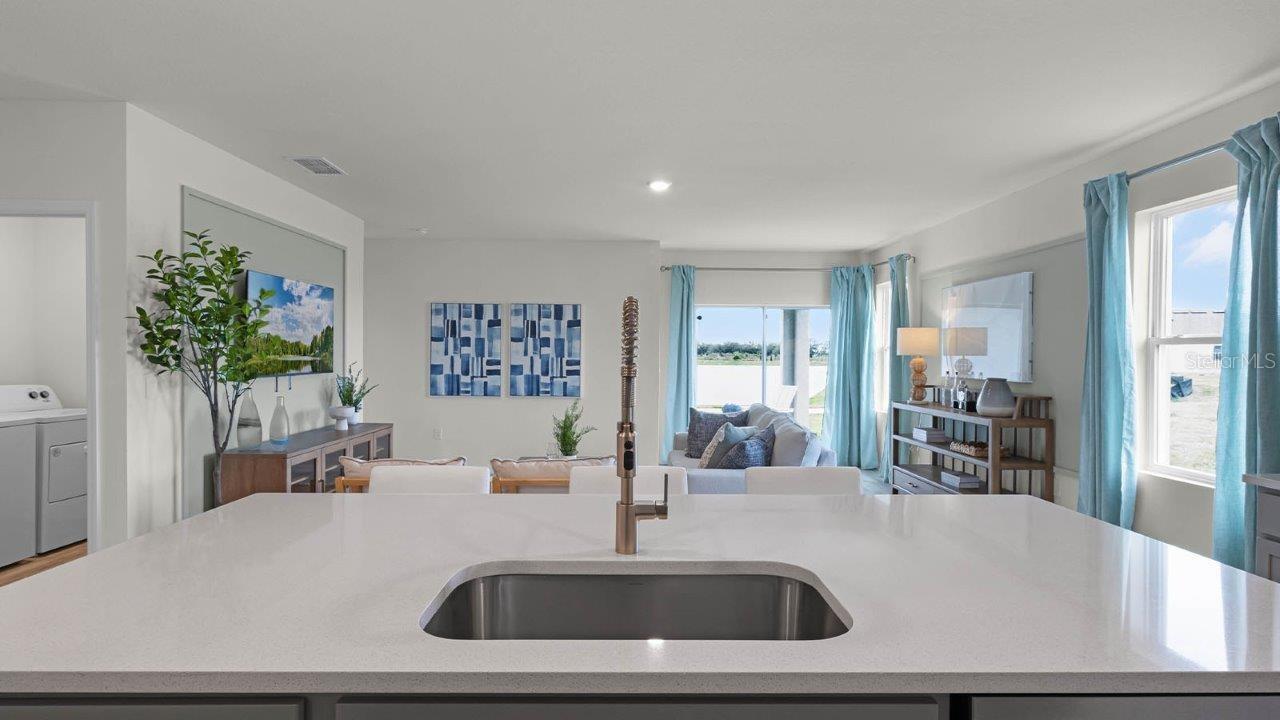 Image 11 of 33 For 1082 Clay Boulevard