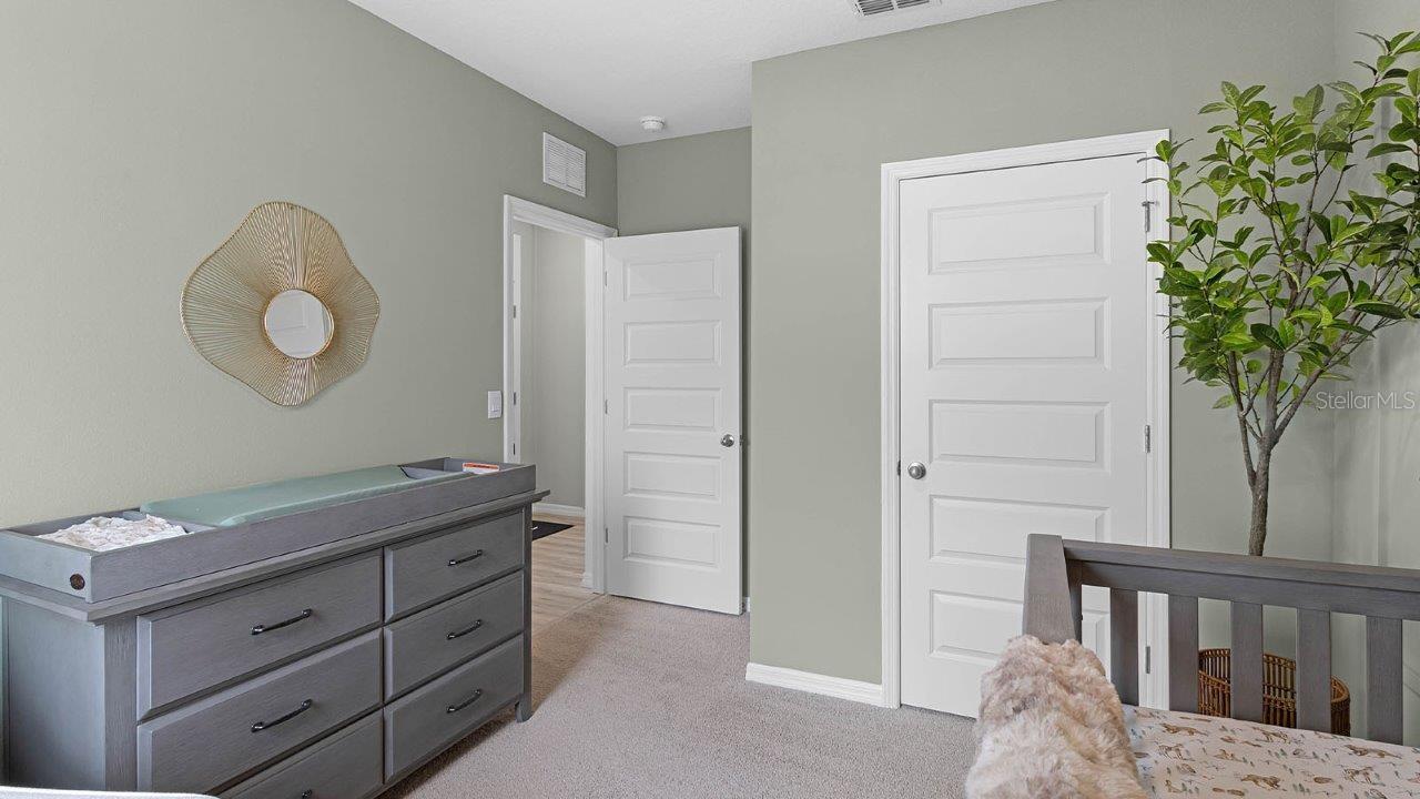 Image 20 of 33 For 1082 Clay Boulevard