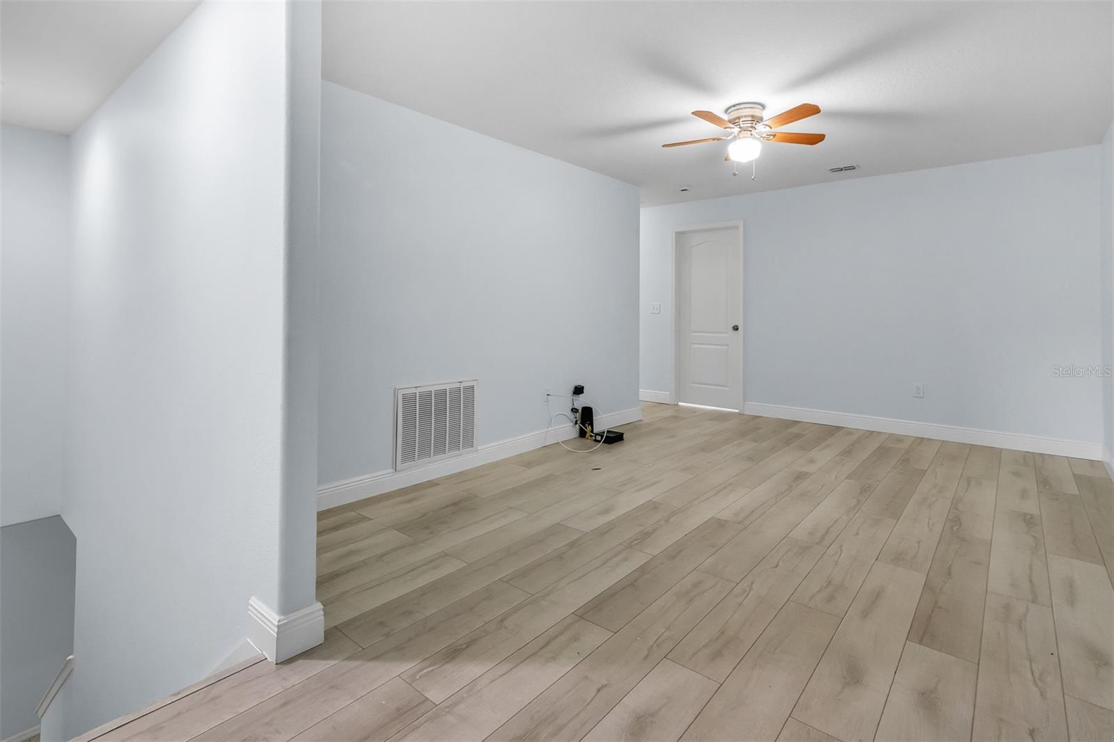 Image 17 of 27 For 3530 Rodrick Circle