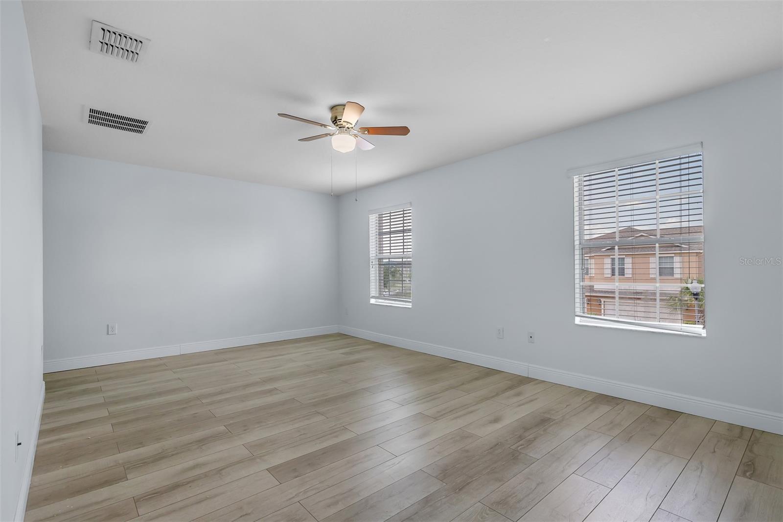 Image 19 of 27 For 3530 Rodrick Circle