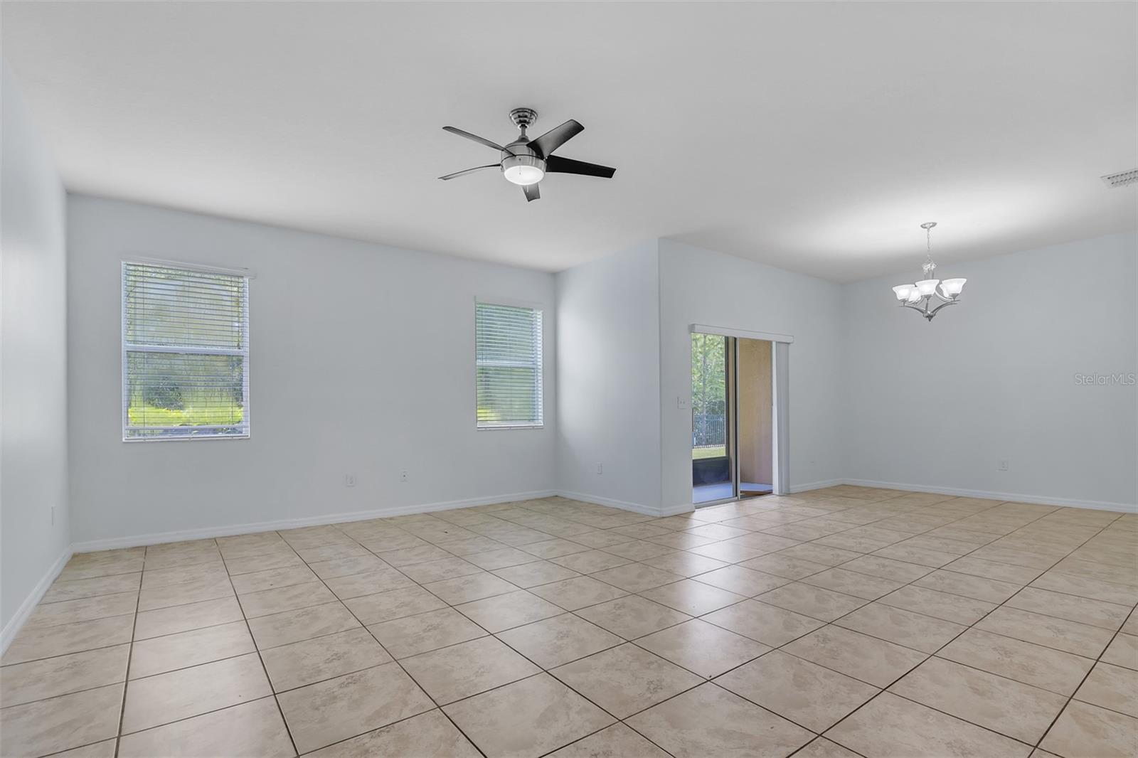 Image 7 of 27 For 3530 Rodrick Circle