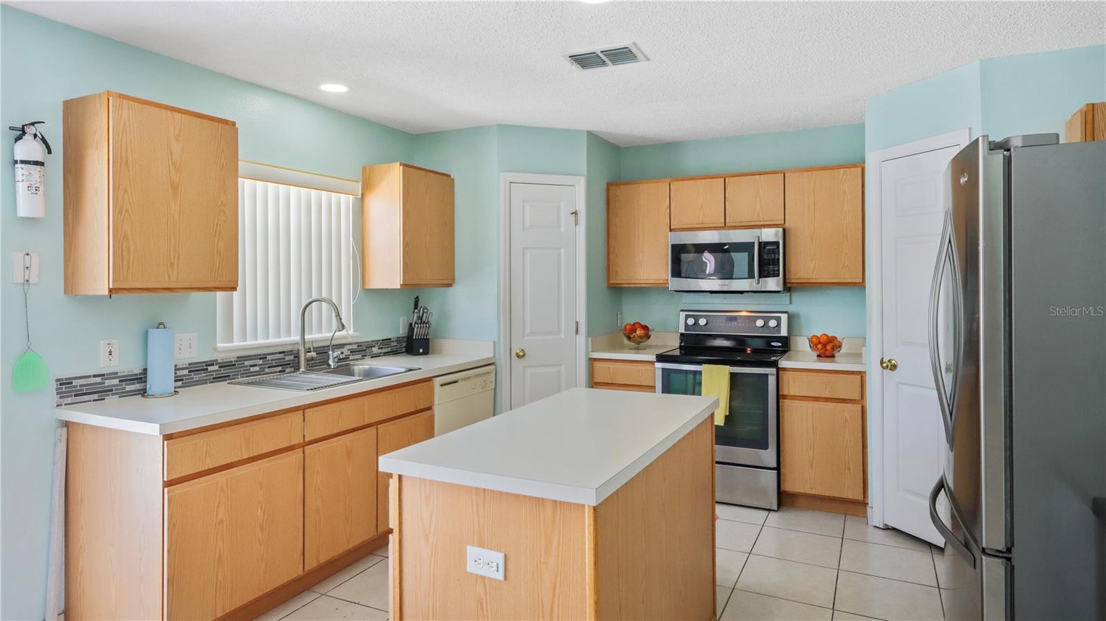 Image 6 of 47 For 11257 Dacre Lane