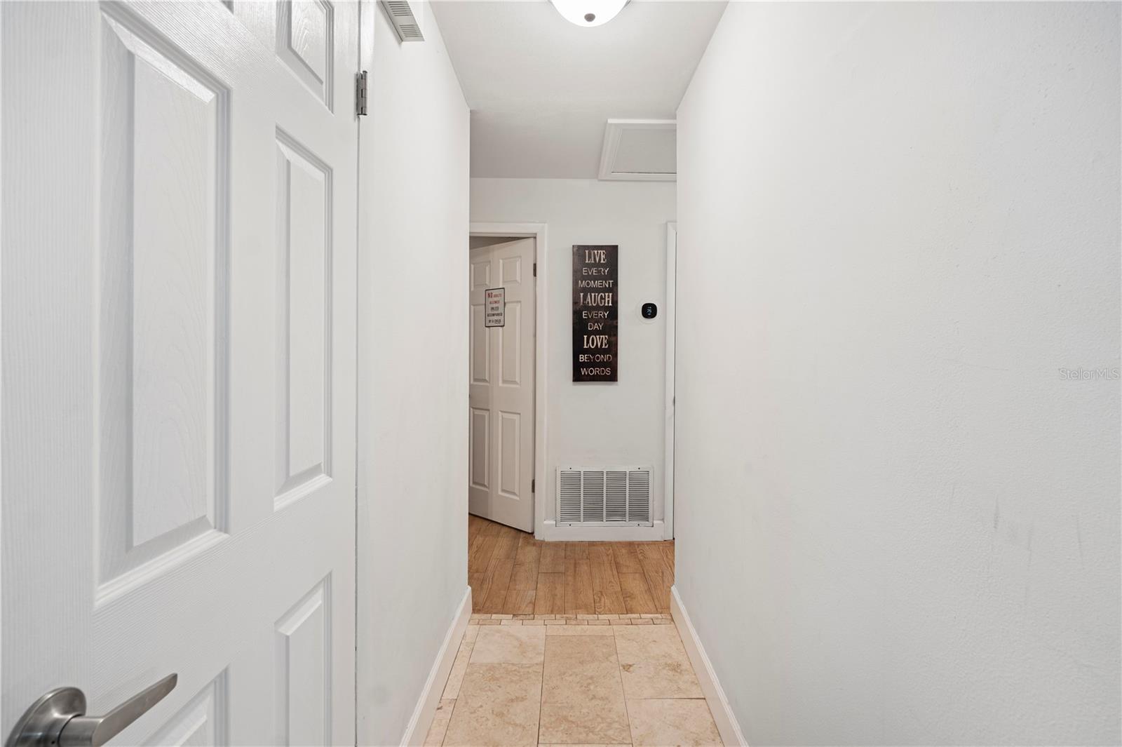 Image 14 of 34 For 3054 Bluebrook Drive