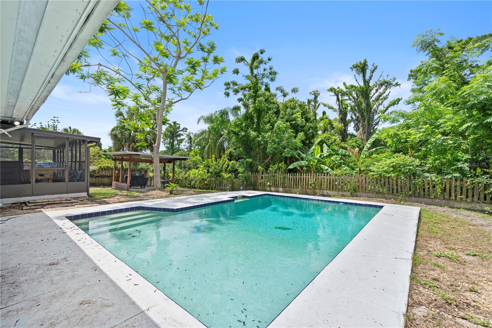 Image 2 of 34 For 3054 Bluebrook Drive