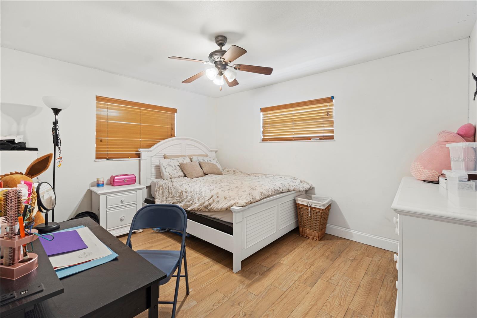 Image 9 of 34 For 3054 Bluebrook Drive