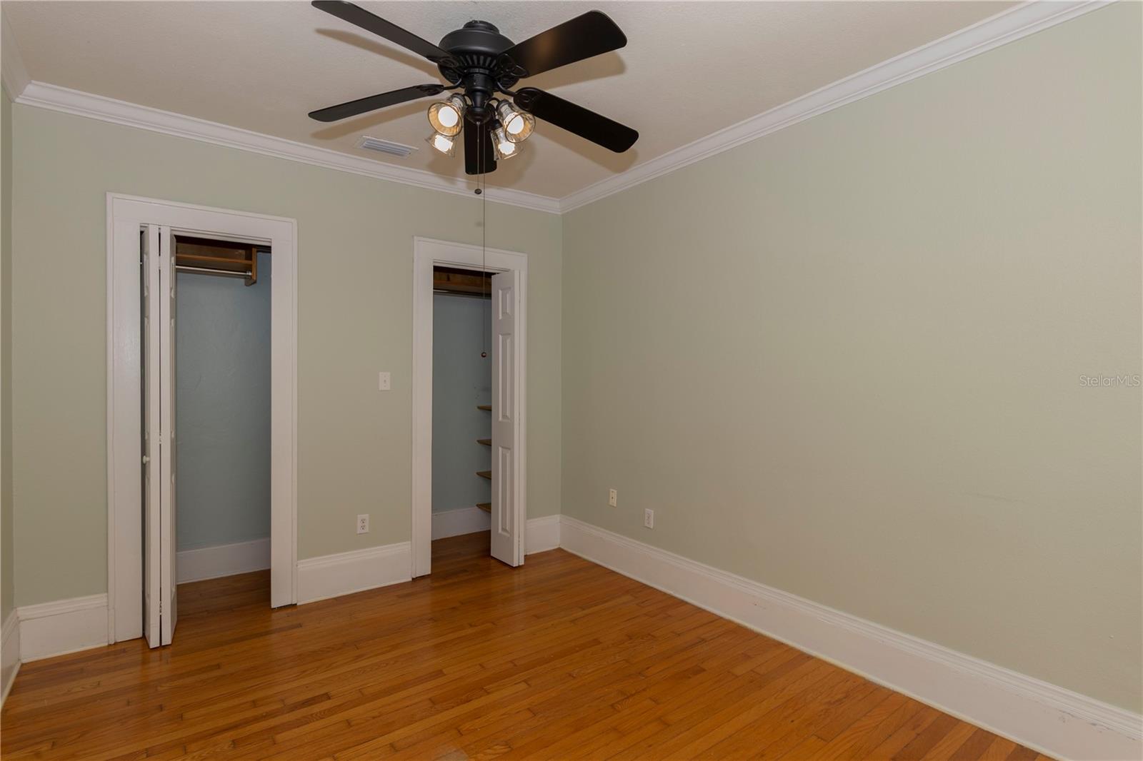 Image 12 of 13 For 613 Ridgewood Street 5