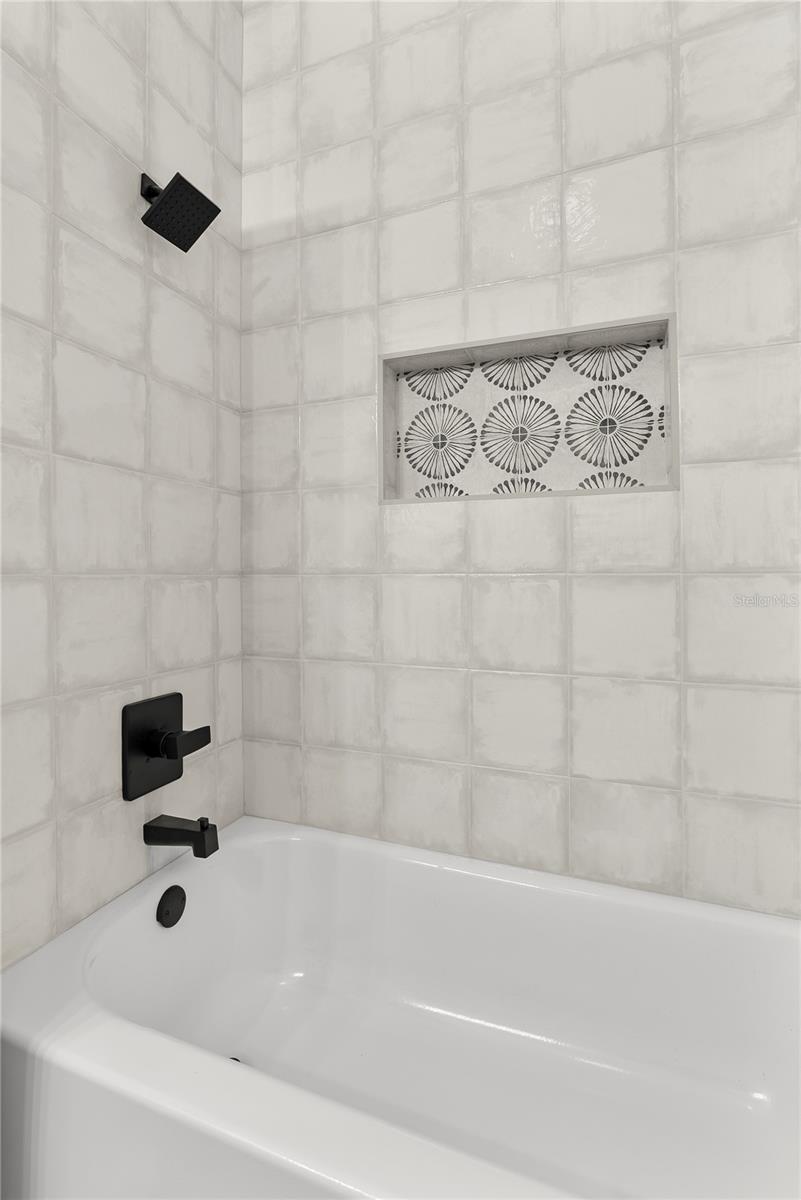 Image 21 of 31 For 1401 Canberra Avenue