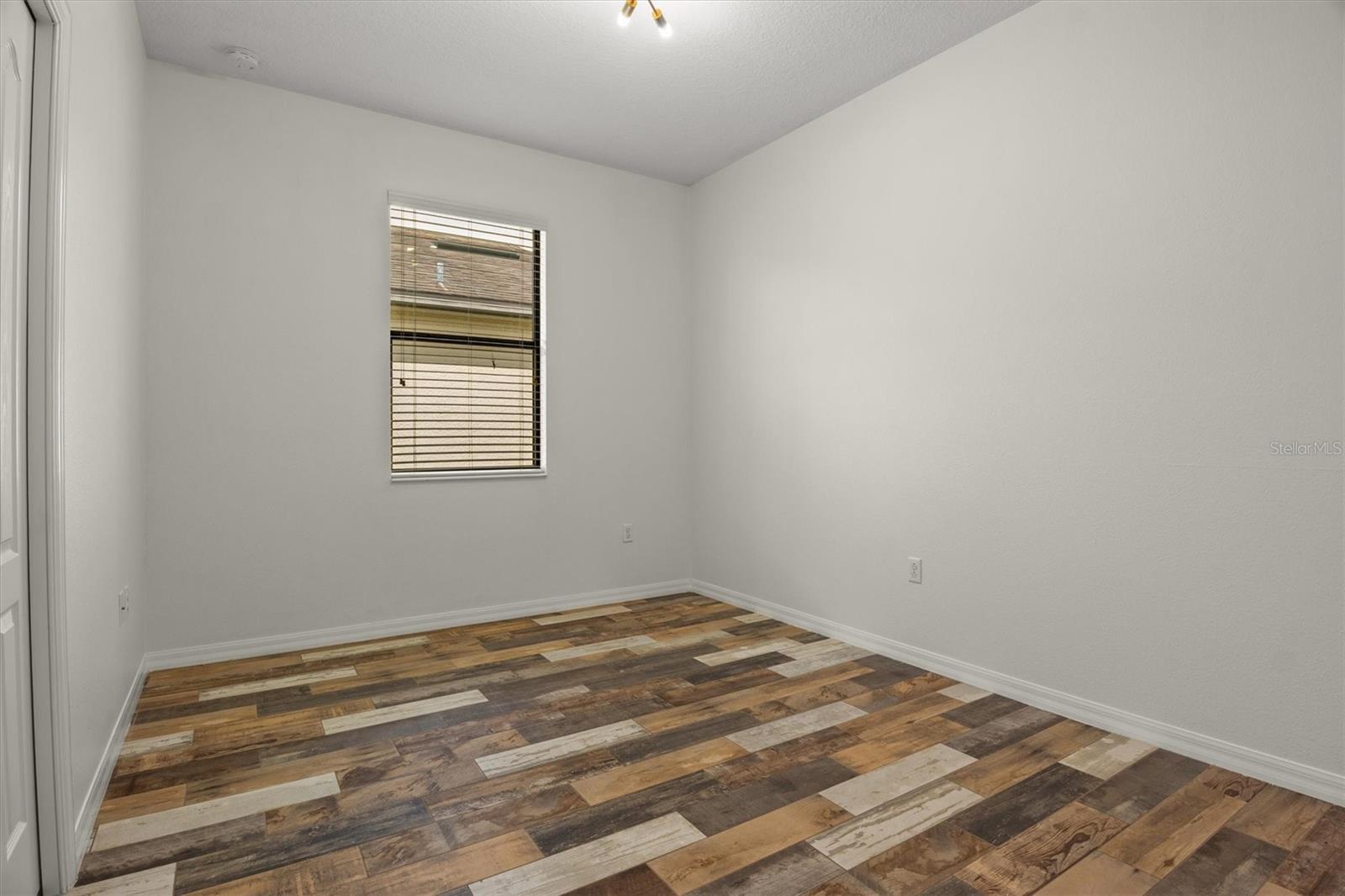 Image 30 of 44 For 10111 Tierra Bella Drive