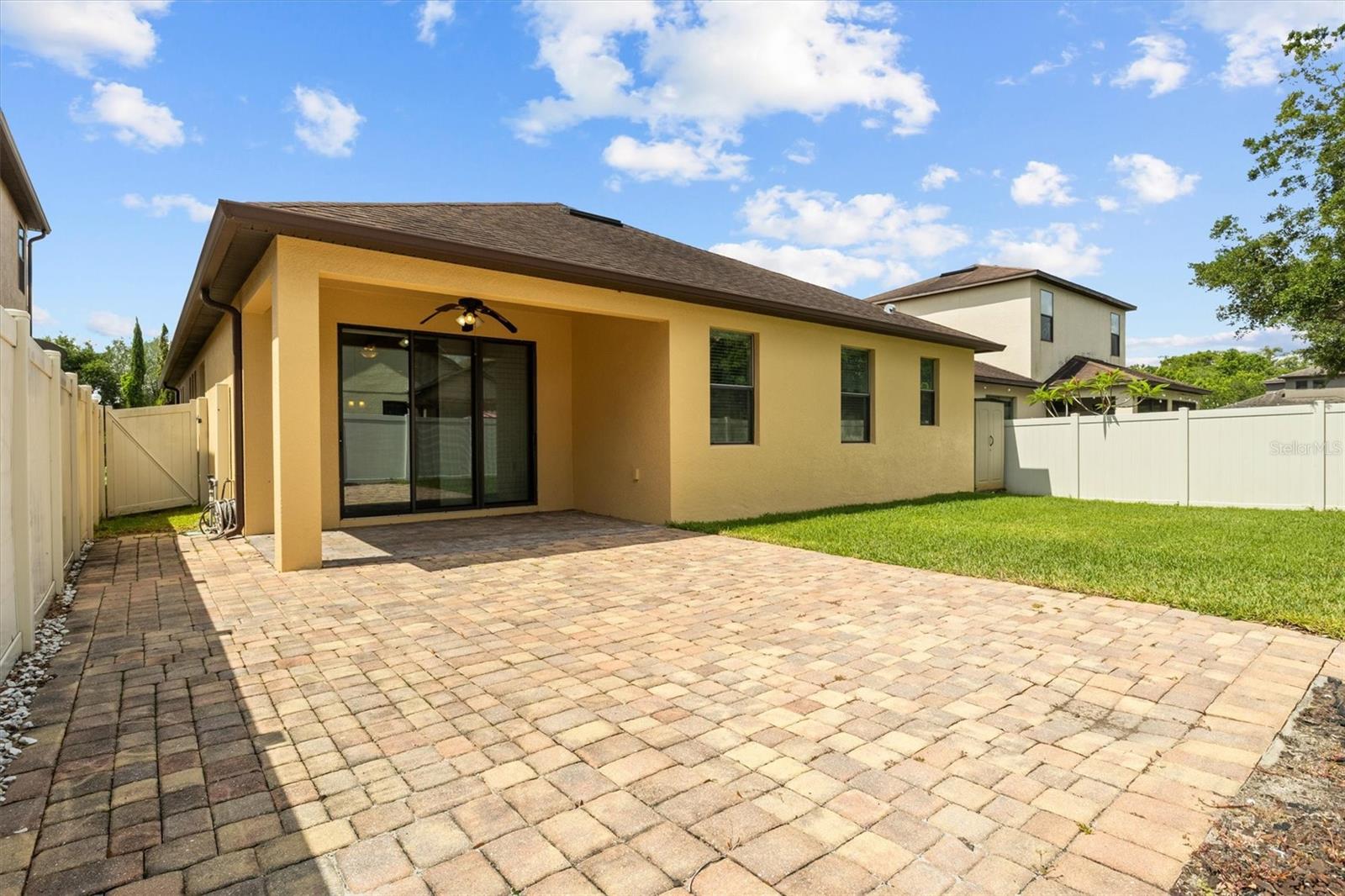 Image 36 of 44 For 10111 Tierra Bella Drive