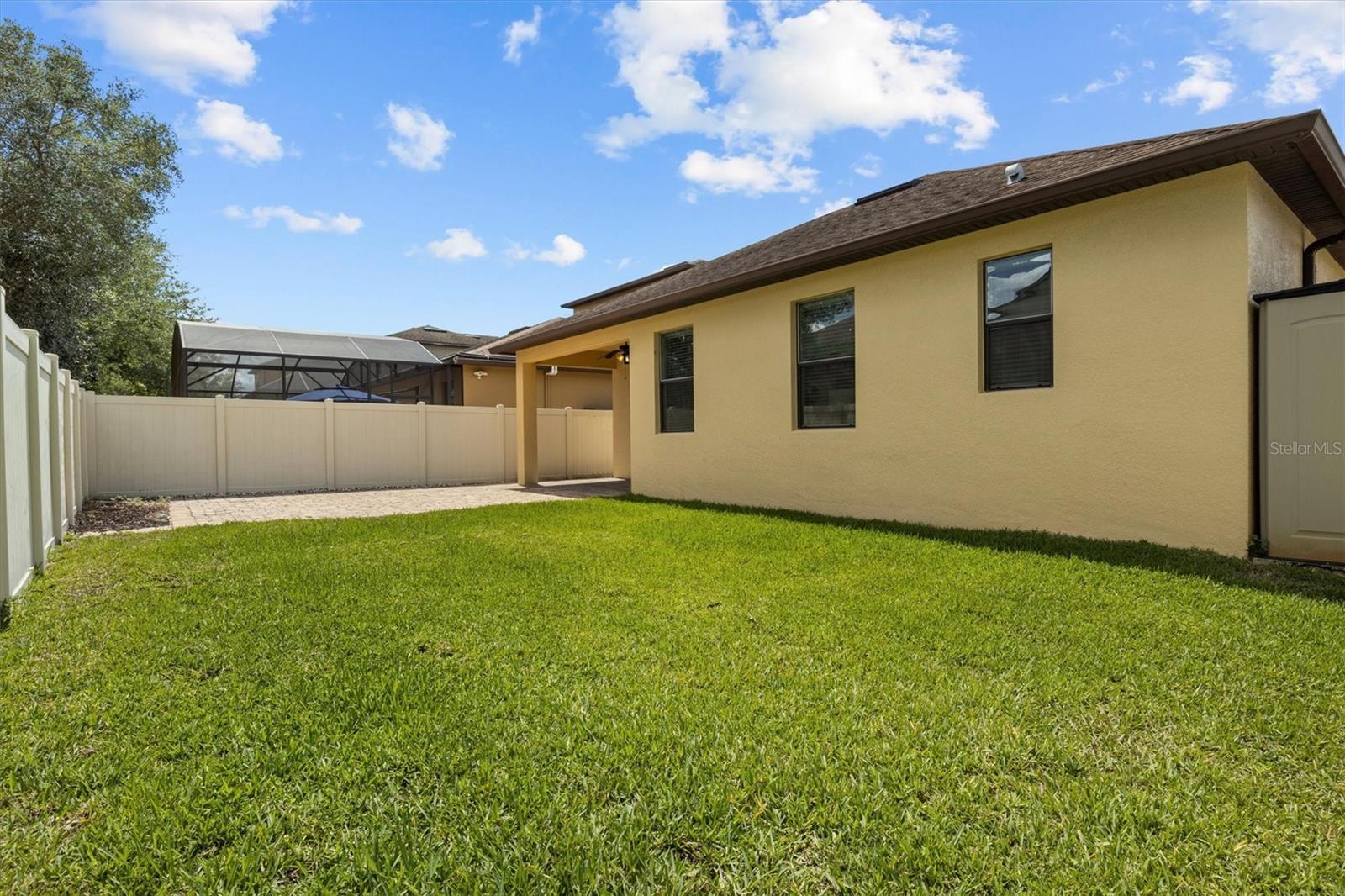 Image 37 of 44 For 10111 Tierra Bella Drive