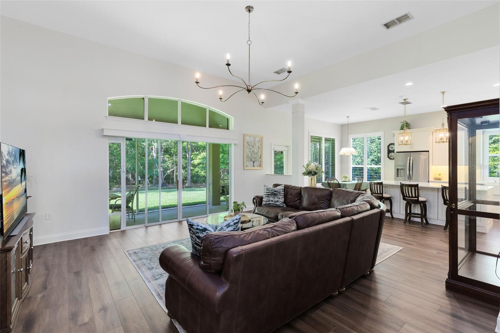Image 7 of 36 For 2607 Stanmore Court