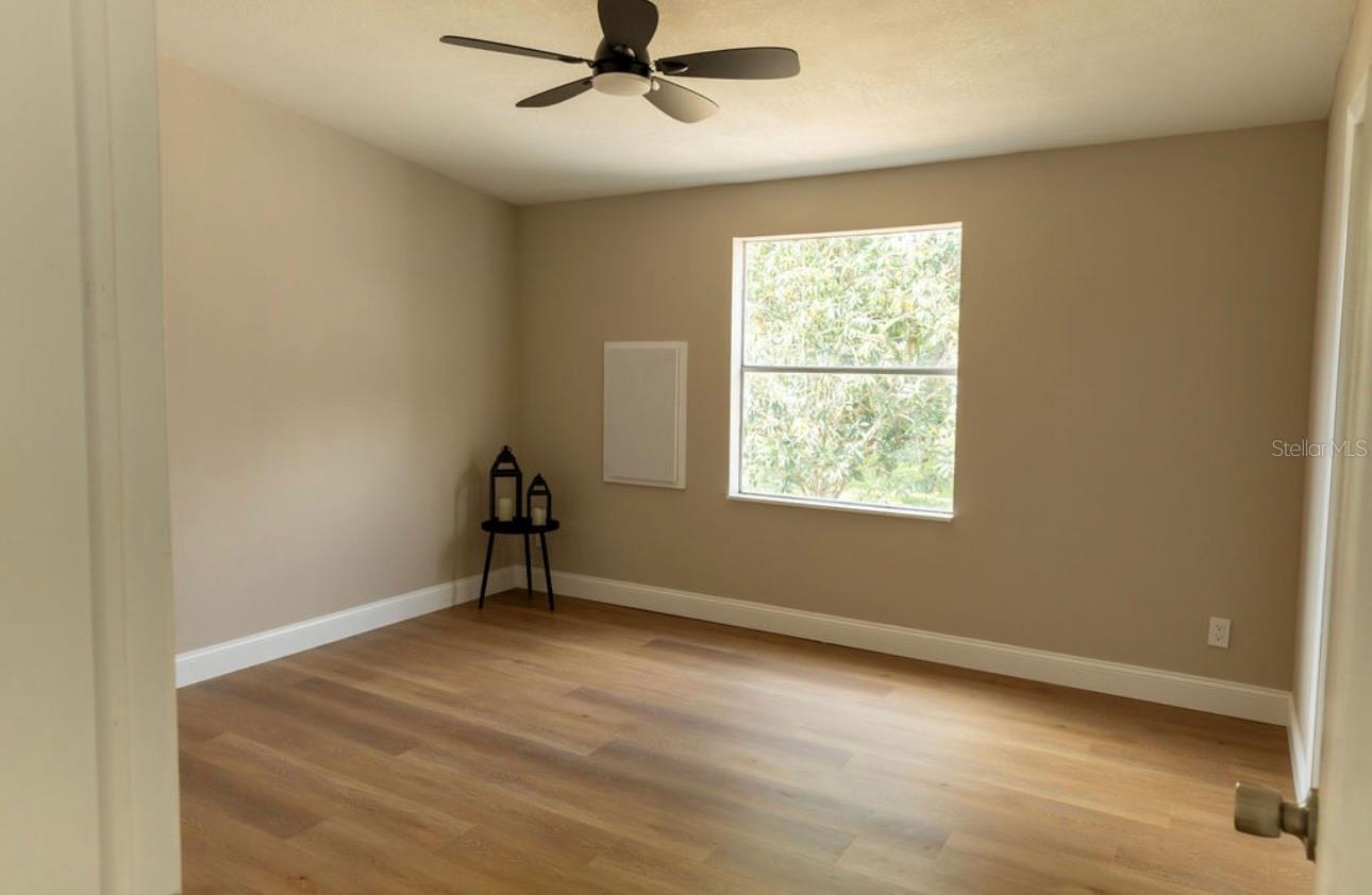 Image 14 of 20 For 1220 Zapata Place
