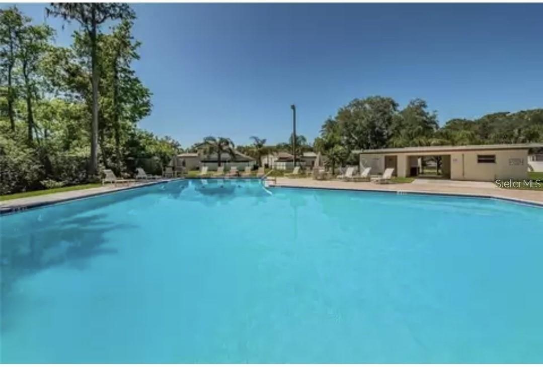 Image 20 of 23 For 2704 Foxfire Court