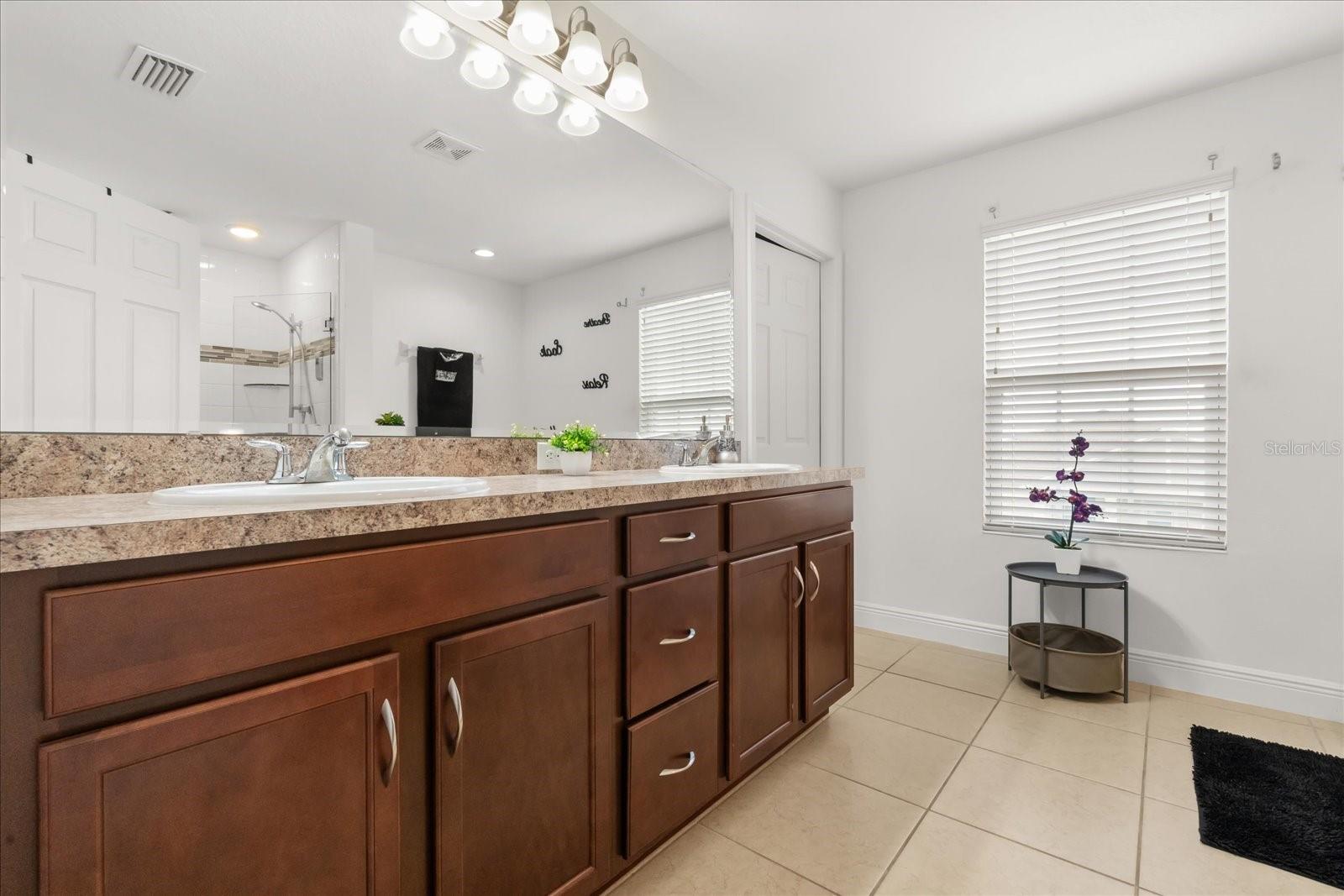 Image 12 of 22 For 2940 Nottel Drive