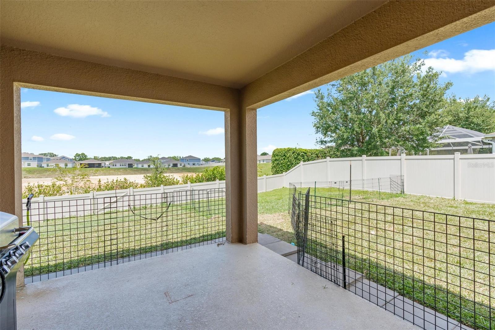 Image 23 of 37 For 5515 Windsong Oak Dr