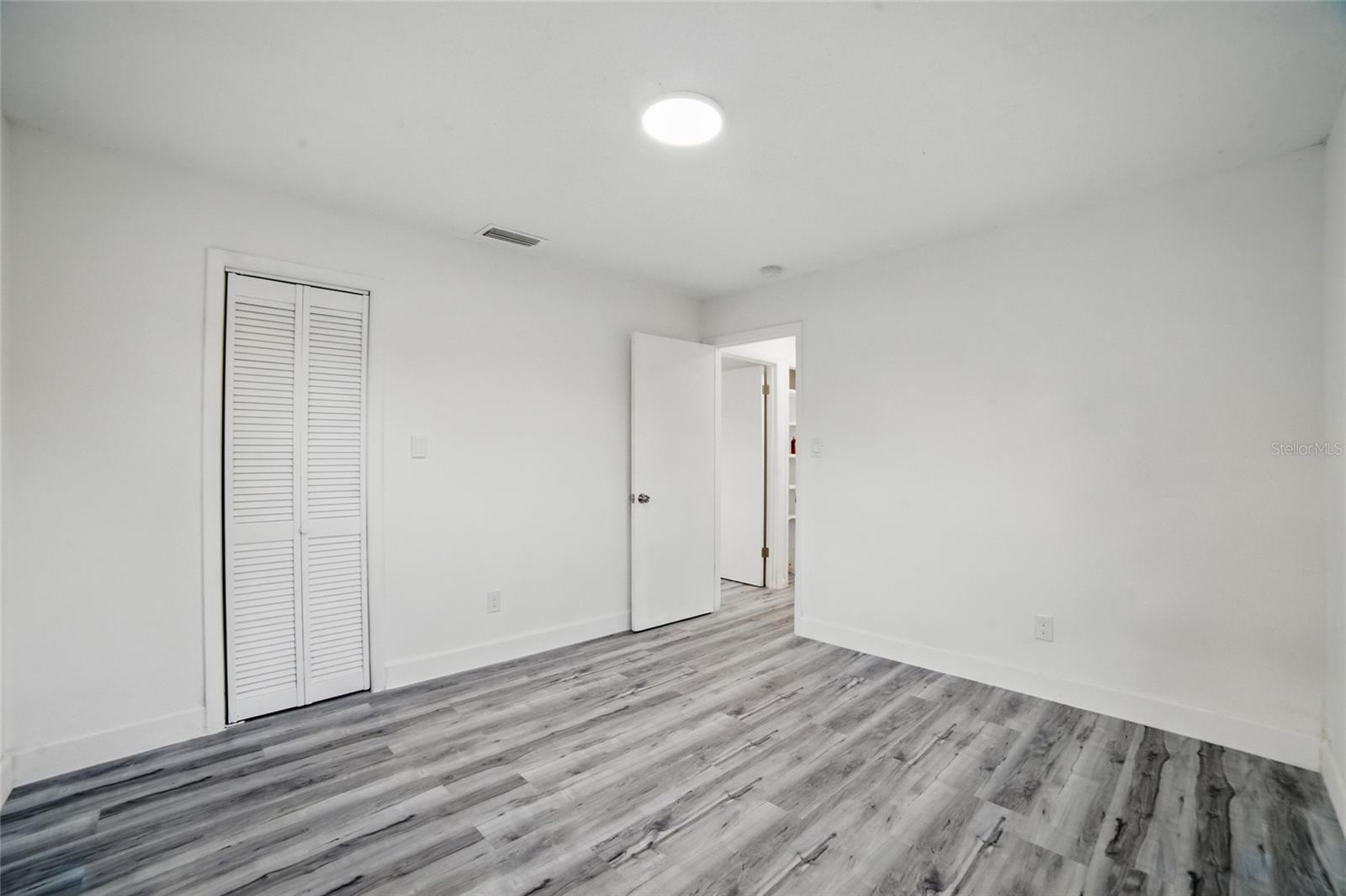 Image 14 of 26 For 3927 Citadel Drive