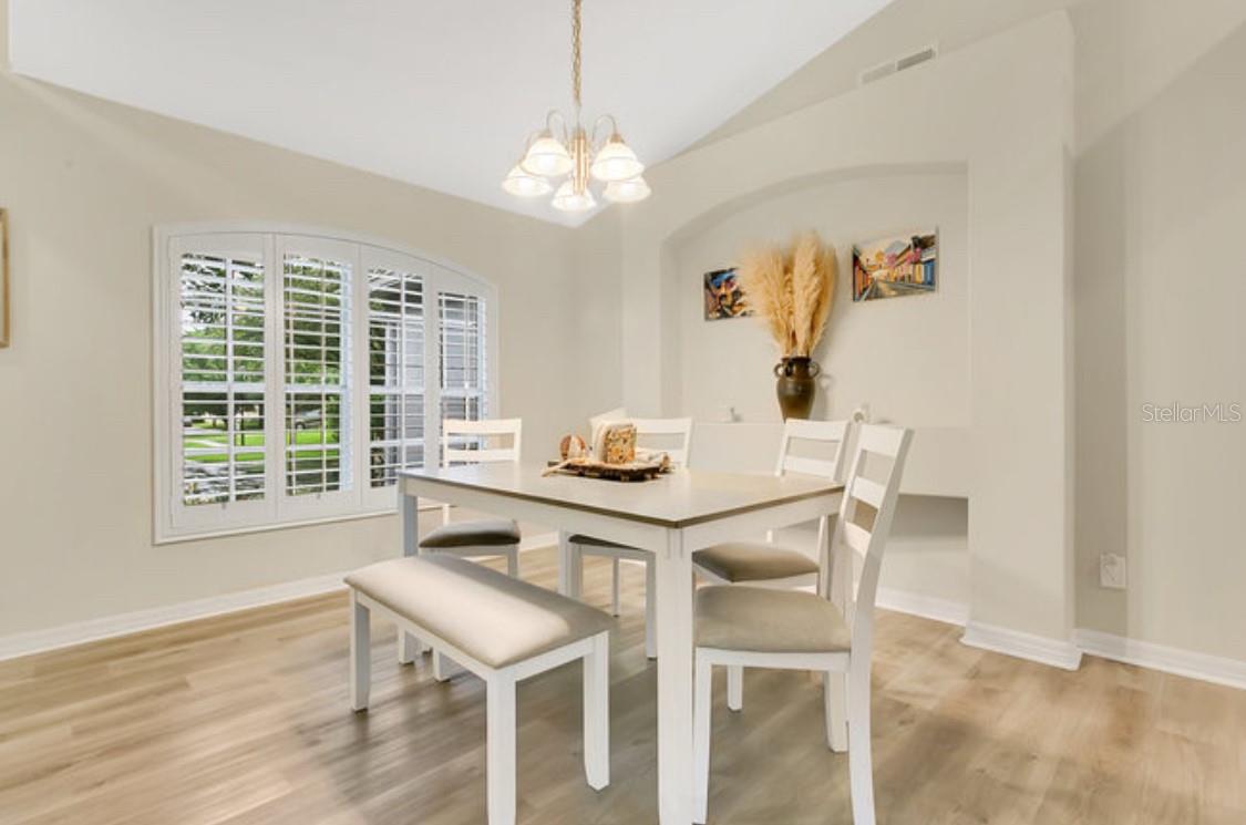 Image 6 of 32 For 1800 Silver Valley Court
