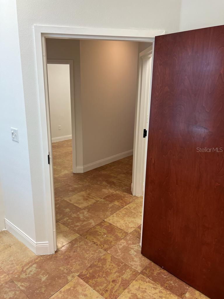 Image 11 of 15 For 4725 Sand Lake Road 212