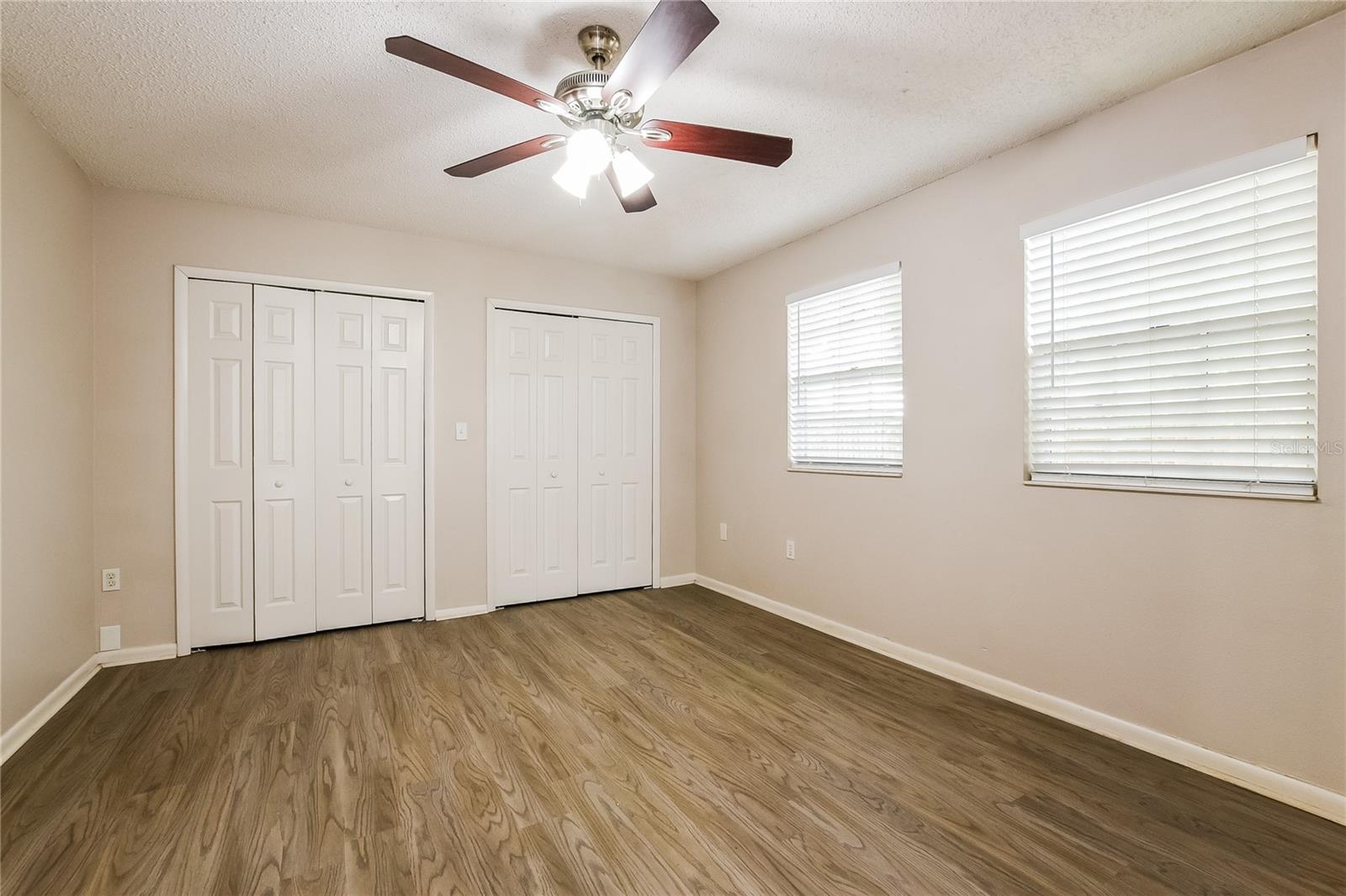 Image 11 of 16 For 705 Woodlawn Drive