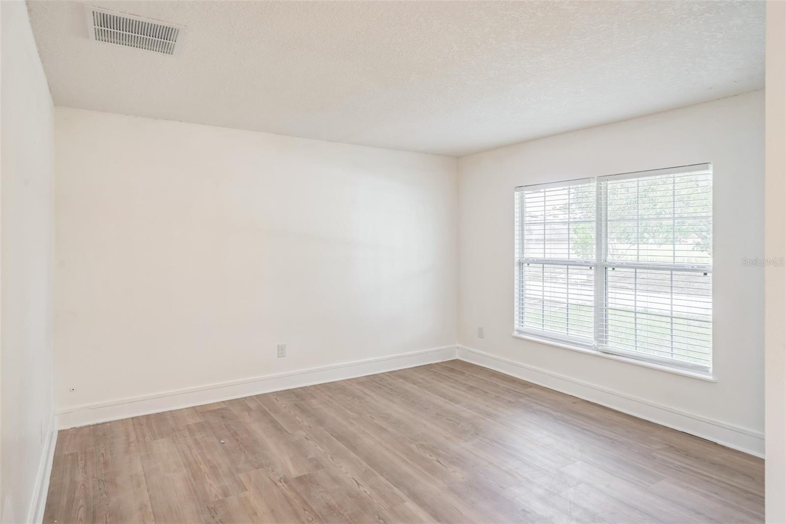 Image 5 of 15 For 117 Sanderling Drive
