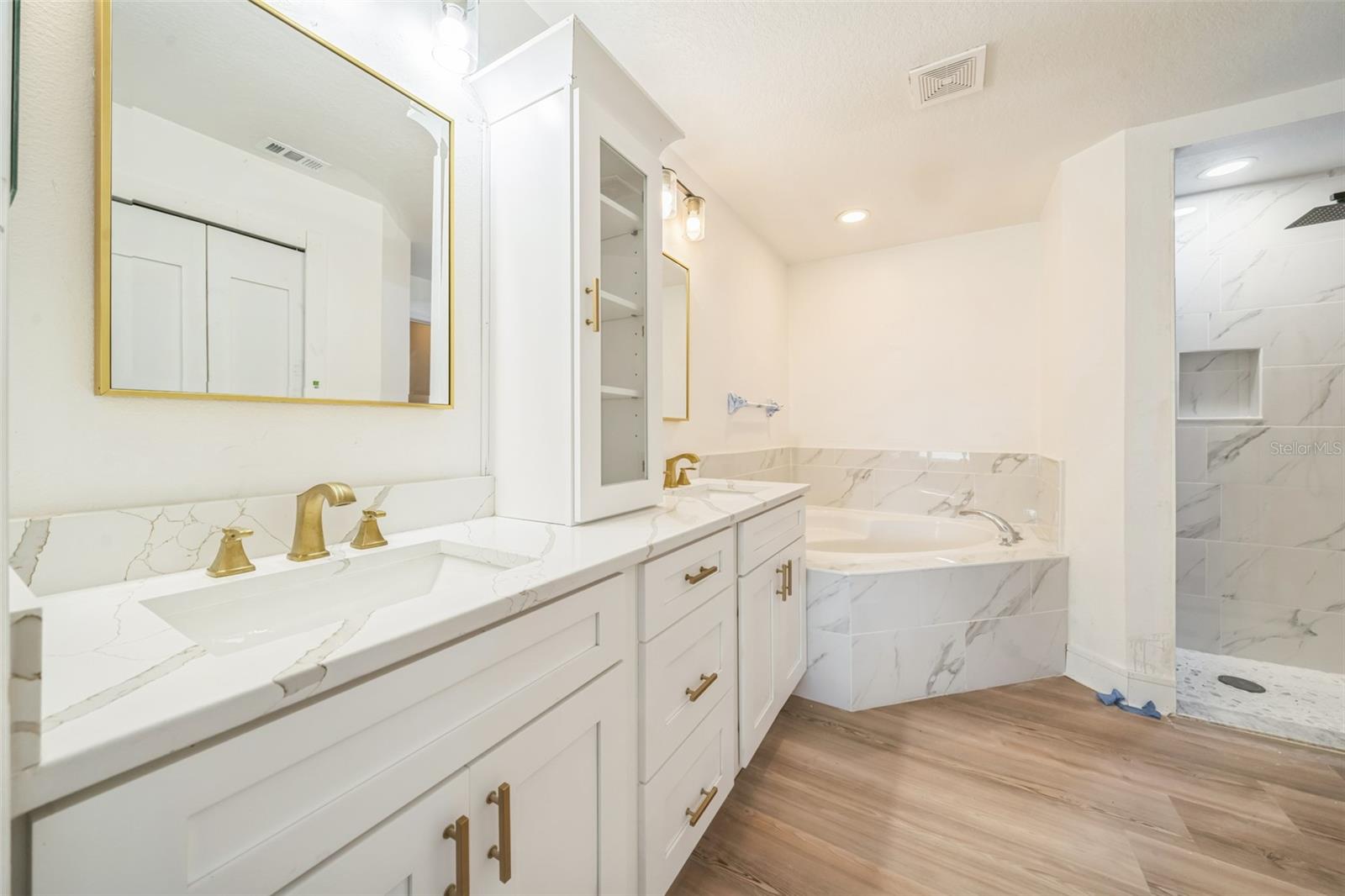 Image 8 of 15 For 117 Sanderling Drive