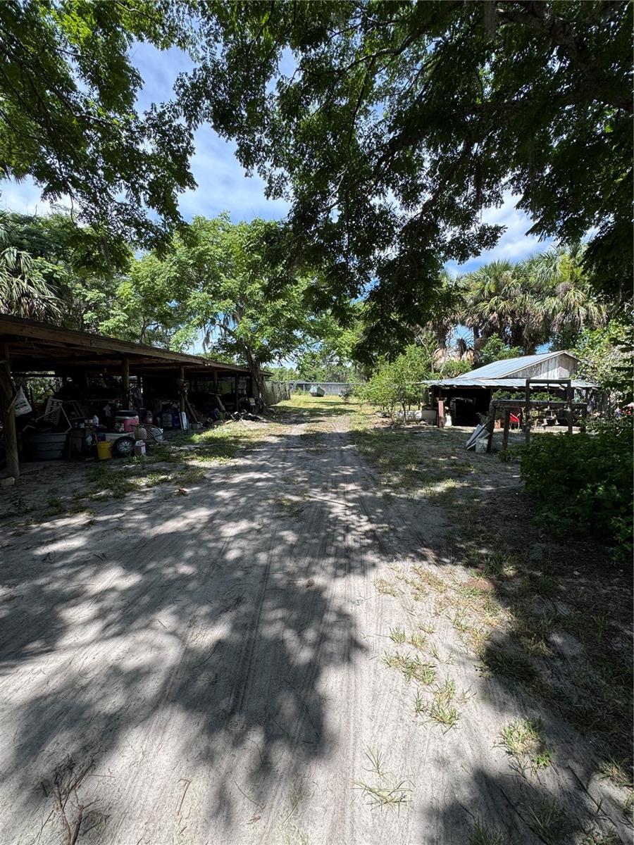 Image 22 of 24 For 850 Menton Road