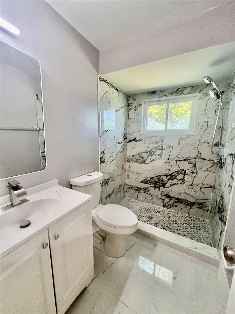 Image 17 of 41 For 11373 Darlington Drive