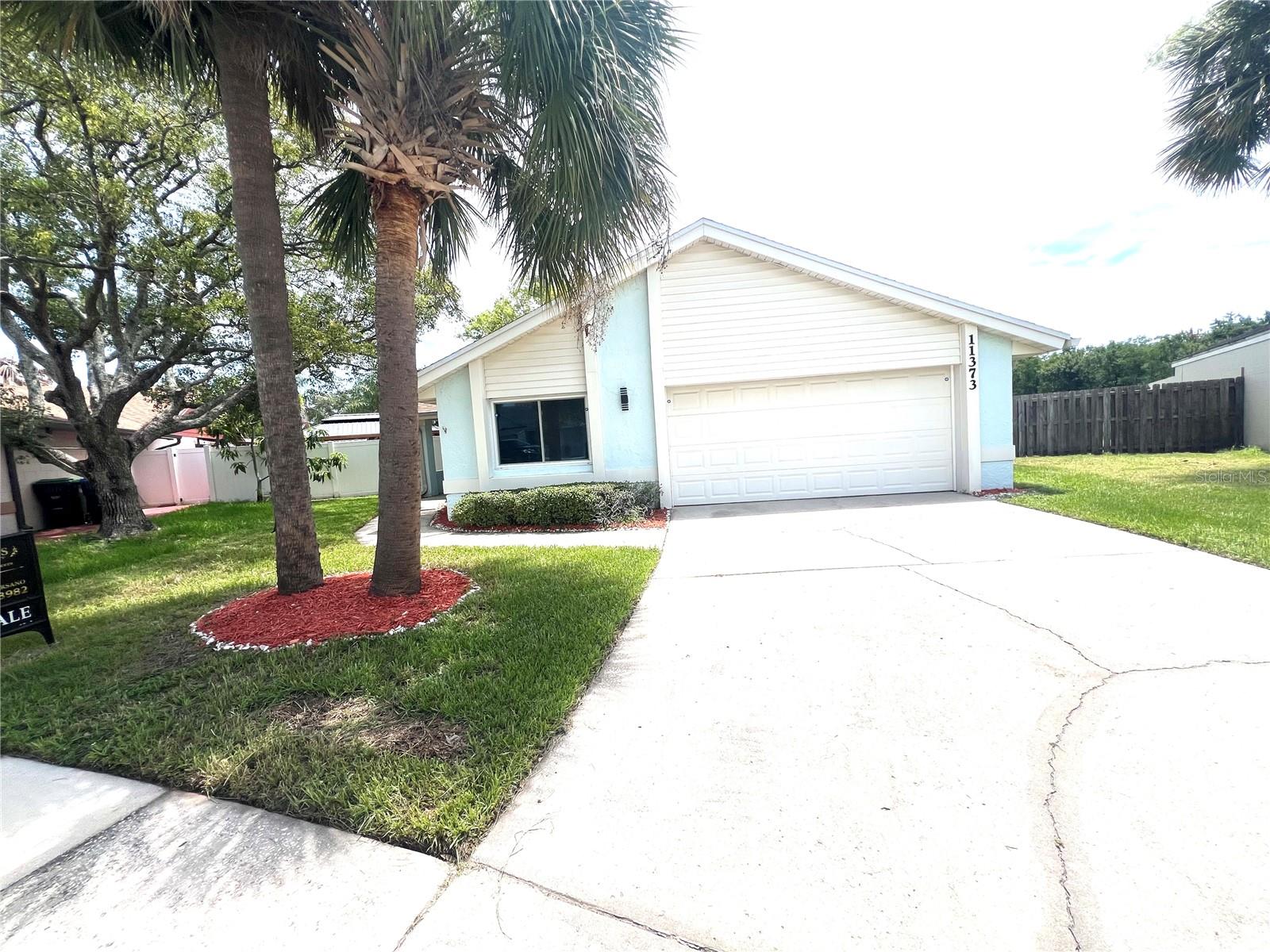Image 3 of 41 For 11373 Darlington Drive