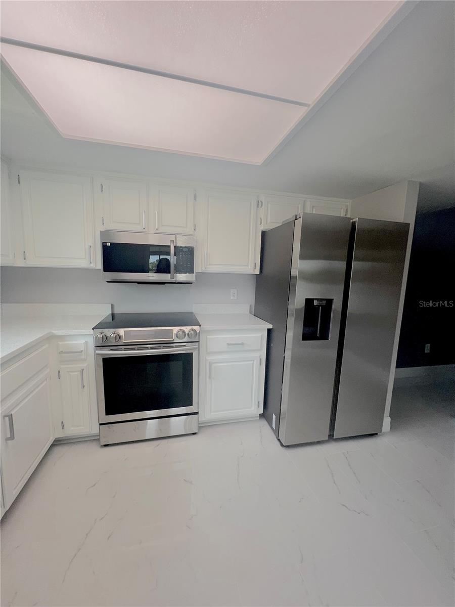 Image 34 of 41 For 11373 Darlington Drive