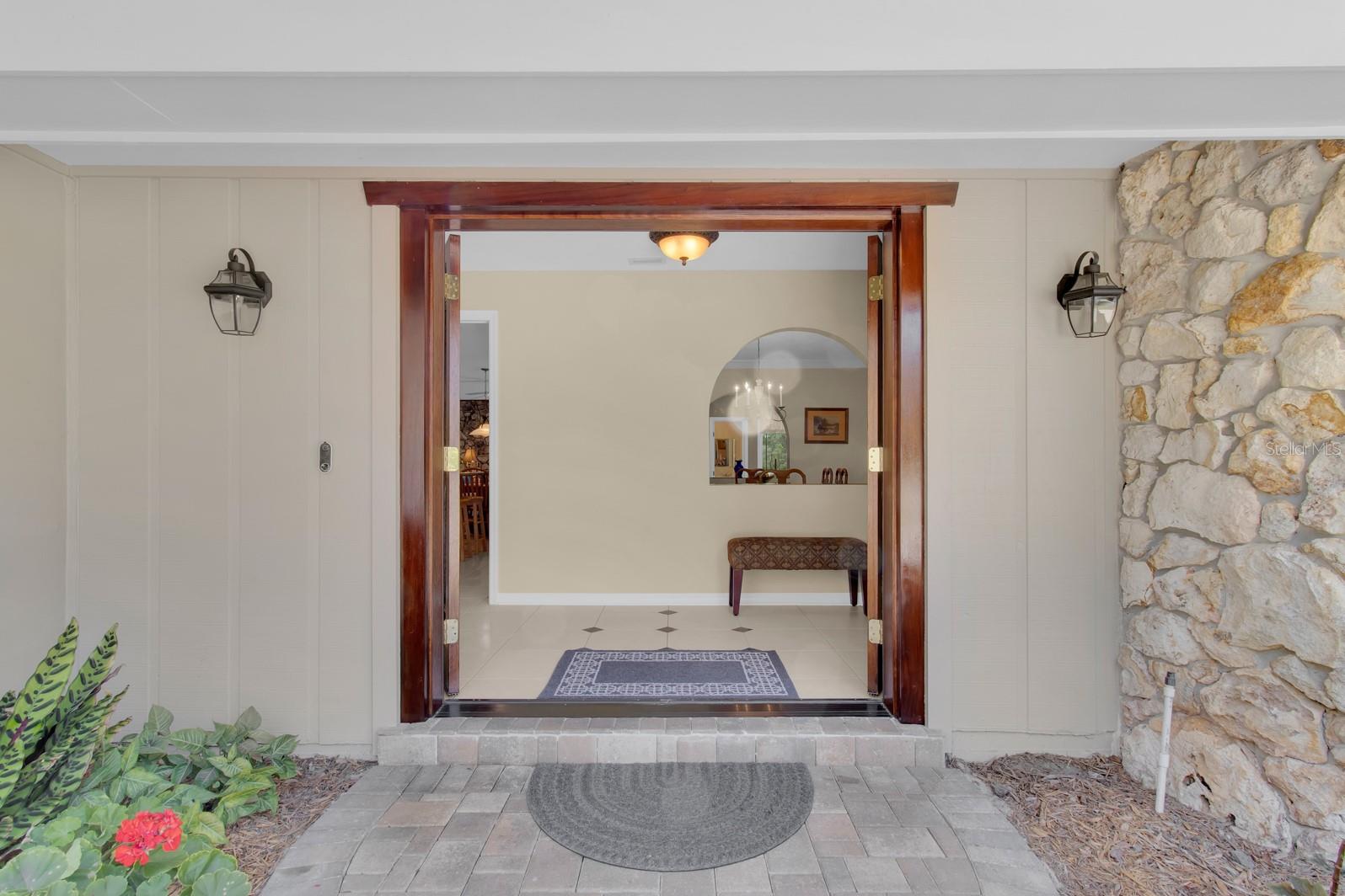Image 10 of 64 For 303 Sweetwater Boulevard