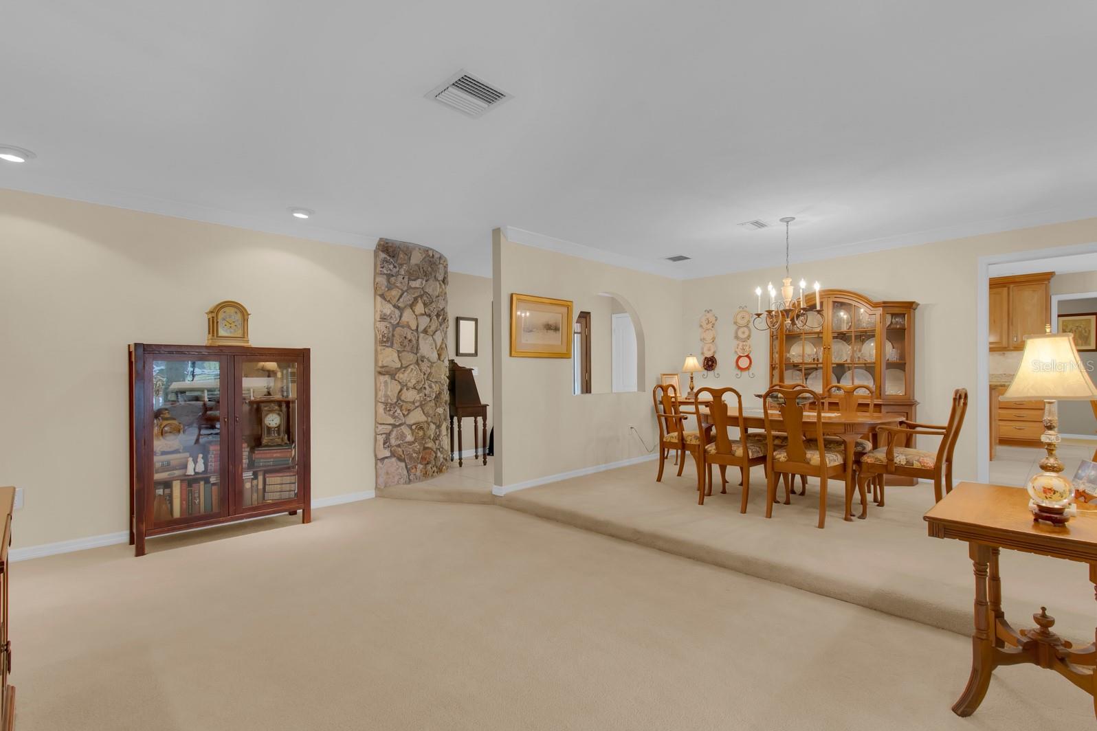 Image 13 of 64 For 303 Sweetwater Boulevard