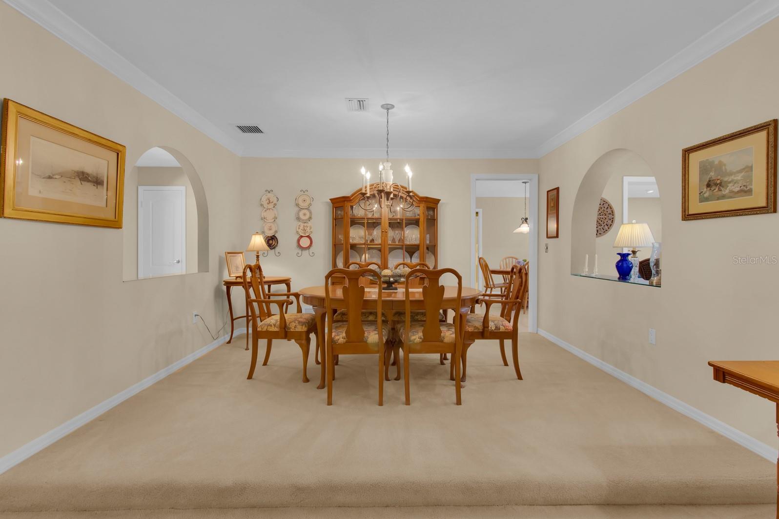Image 14 of 64 For 303 Sweetwater Boulevard