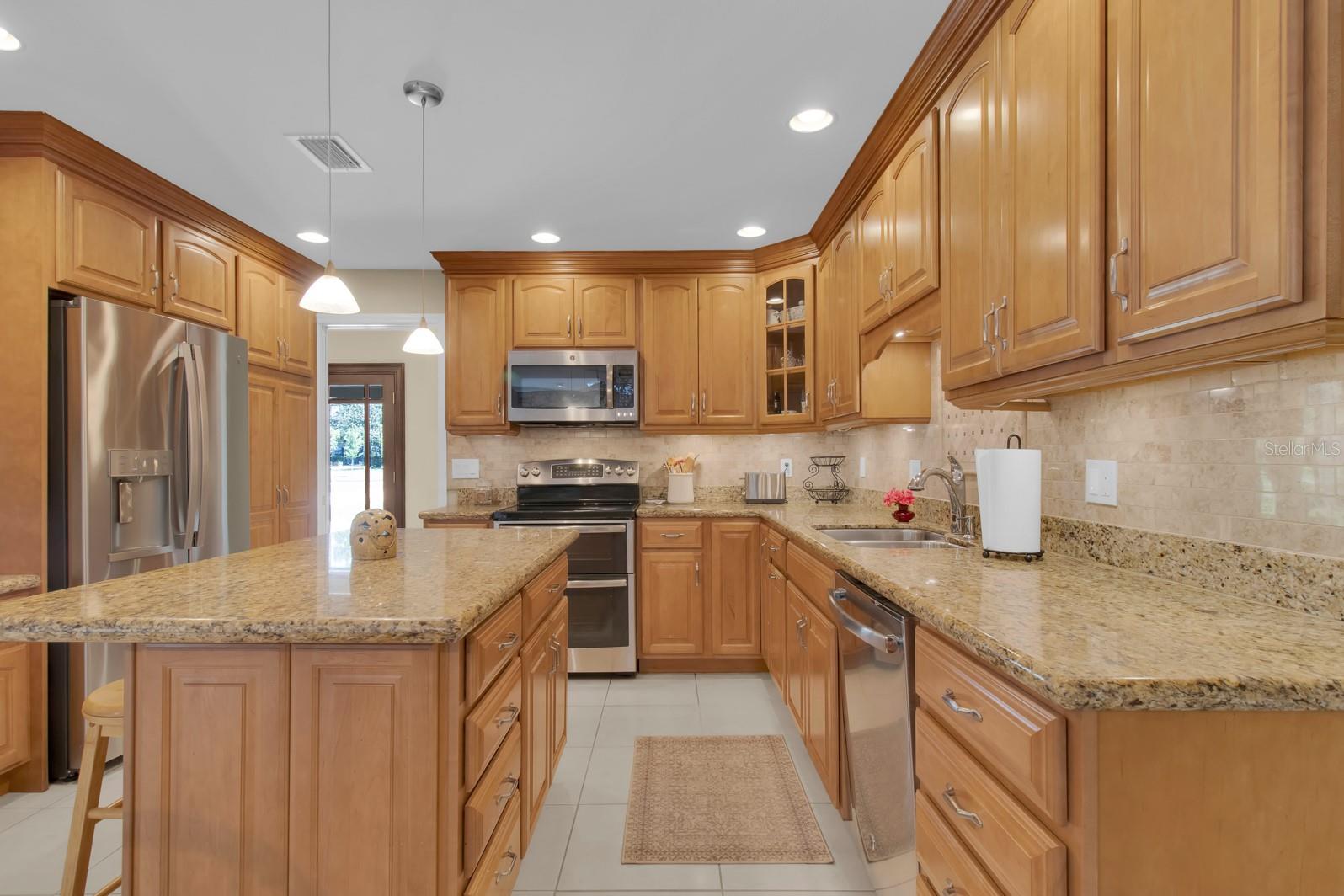 Image 17 of 64 For 303 Sweetwater Boulevard
