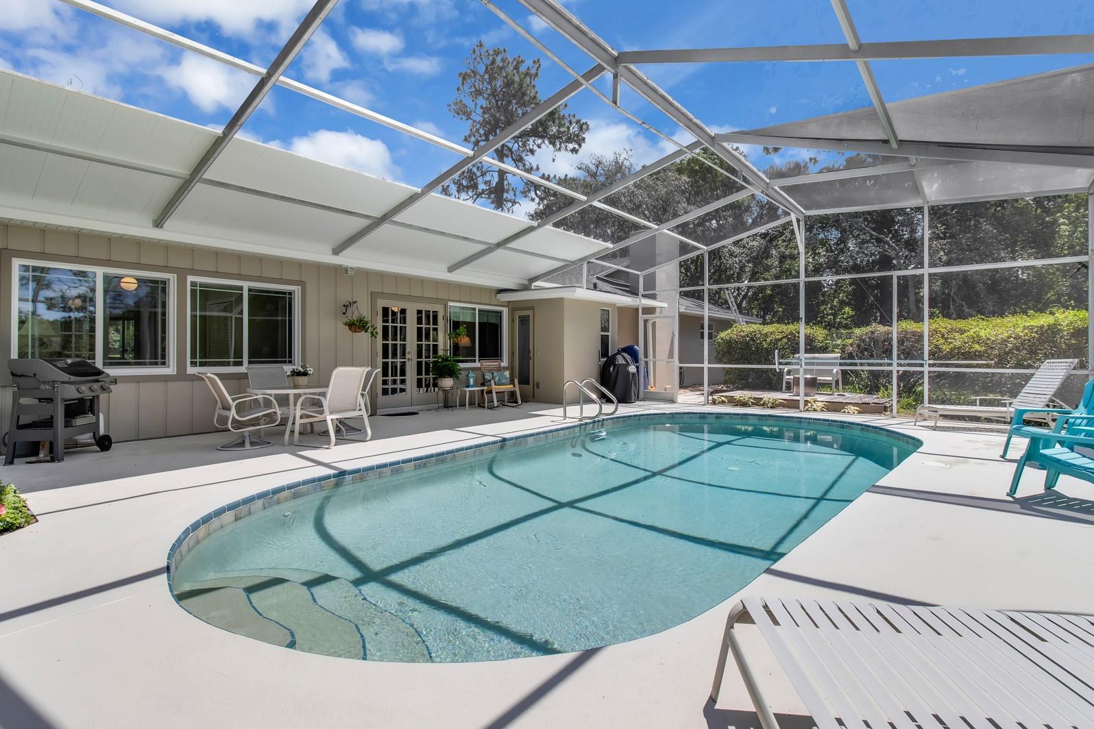 Image 45 of 64 For 303 Sweetwater Boulevard