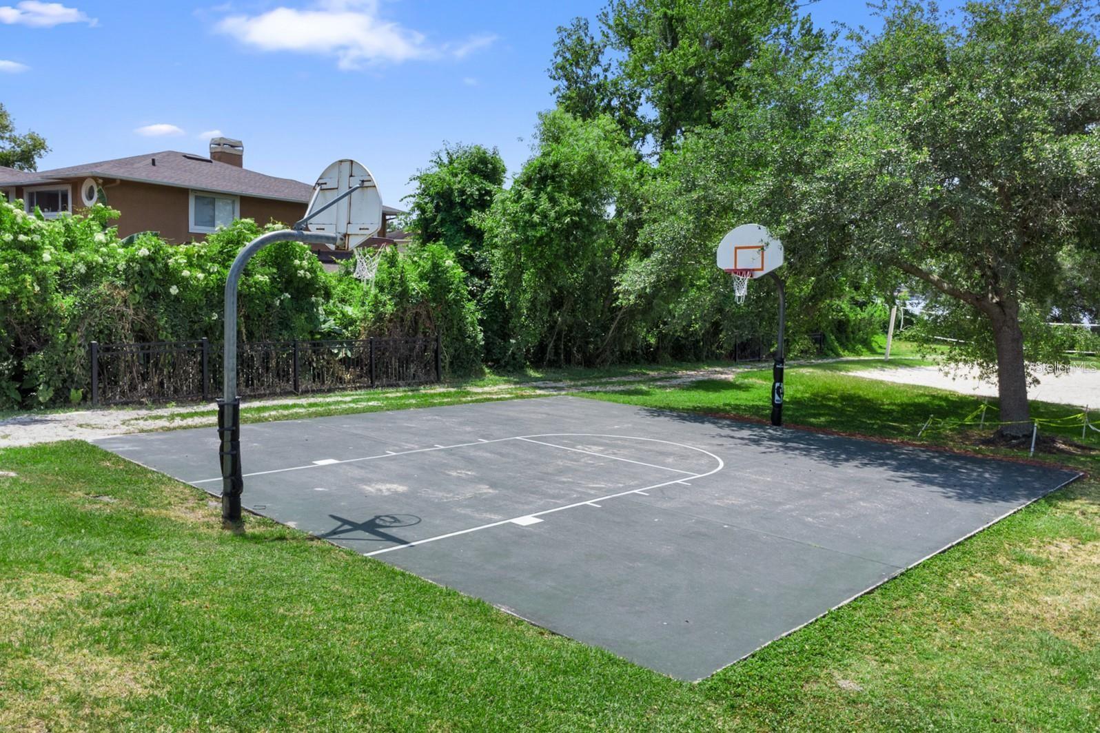 Image 54 of 64 For 303 Sweetwater Boulevard