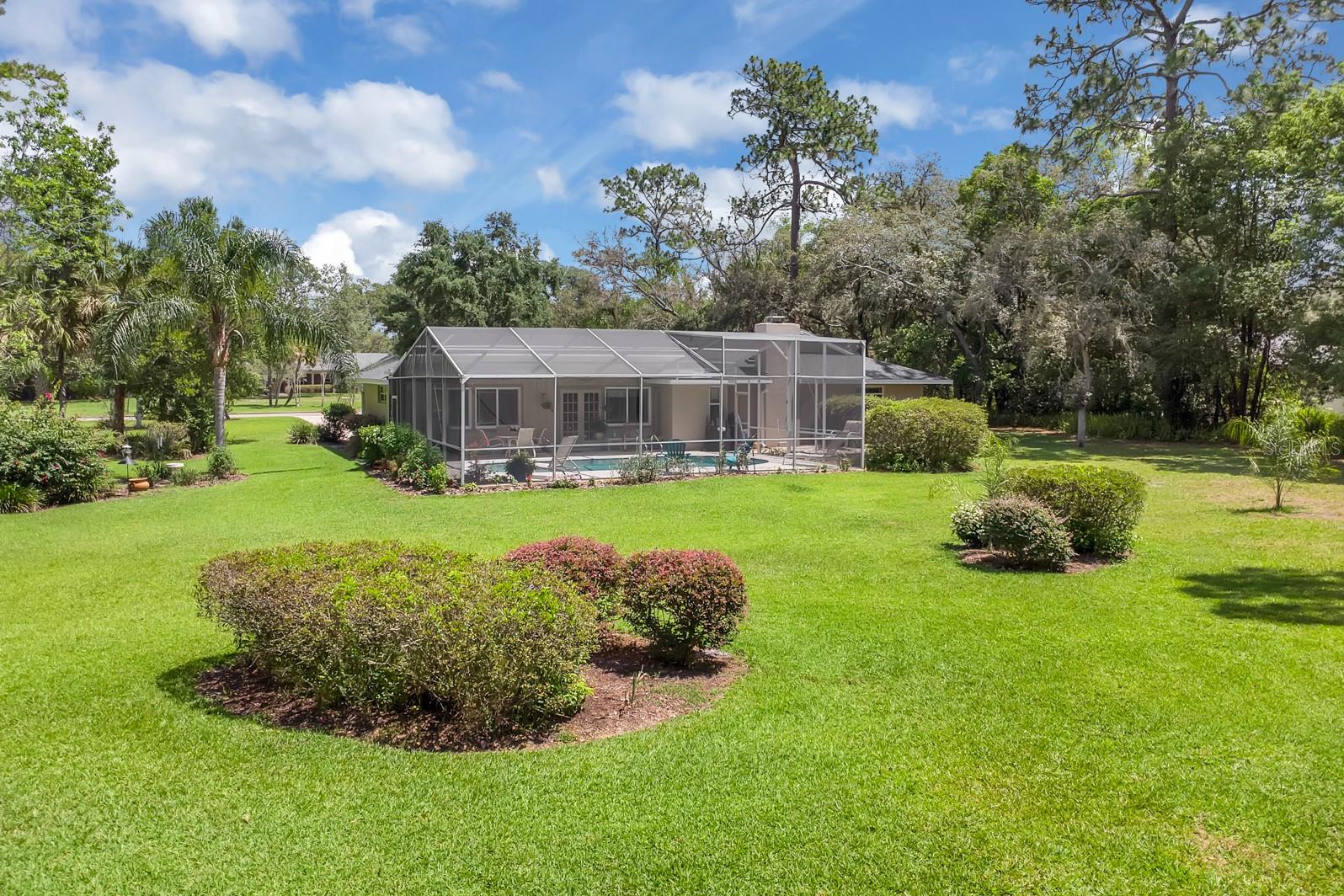 Image 9 of 64 For 303 Sweetwater Boulevard