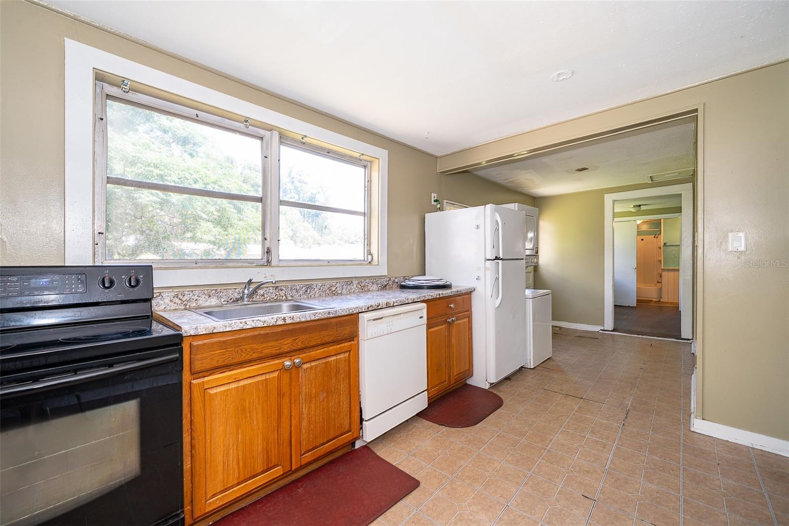 Image 13 of 20 For 1121 Votaw Road