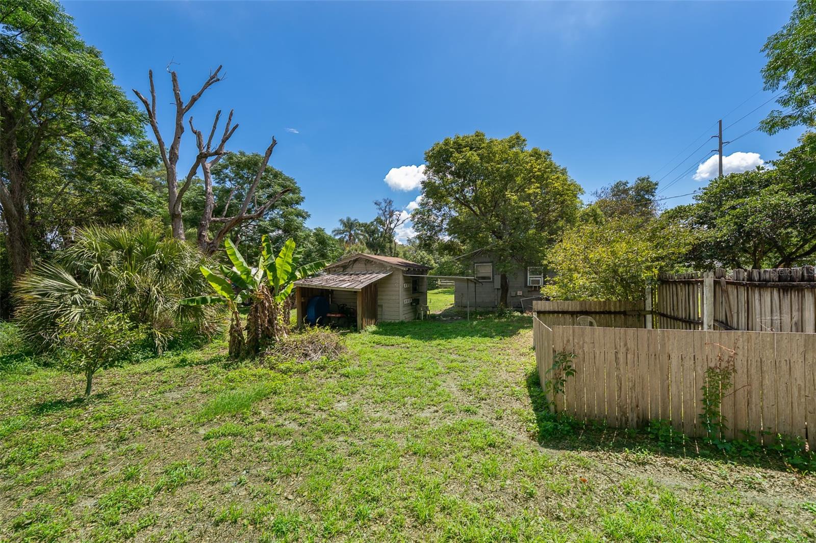 Image 17 of 20 For 1121 Votaw Road