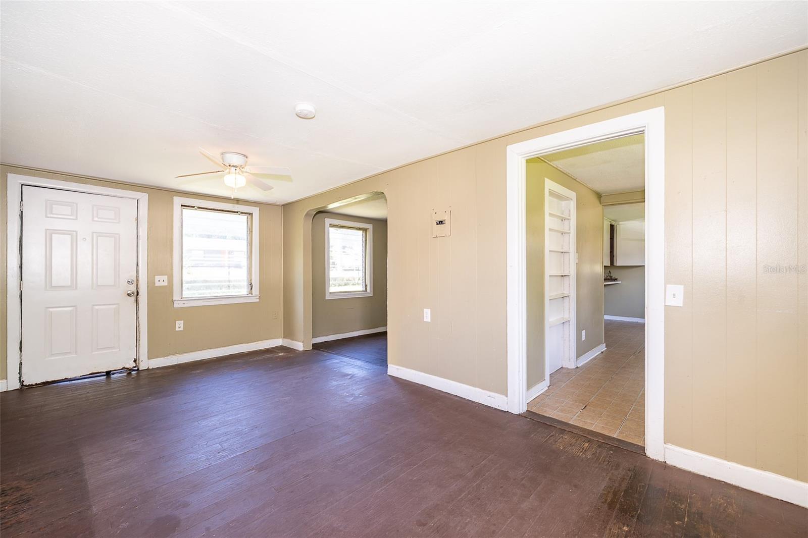 Image 3 of 20 For 1121 Votaw Road